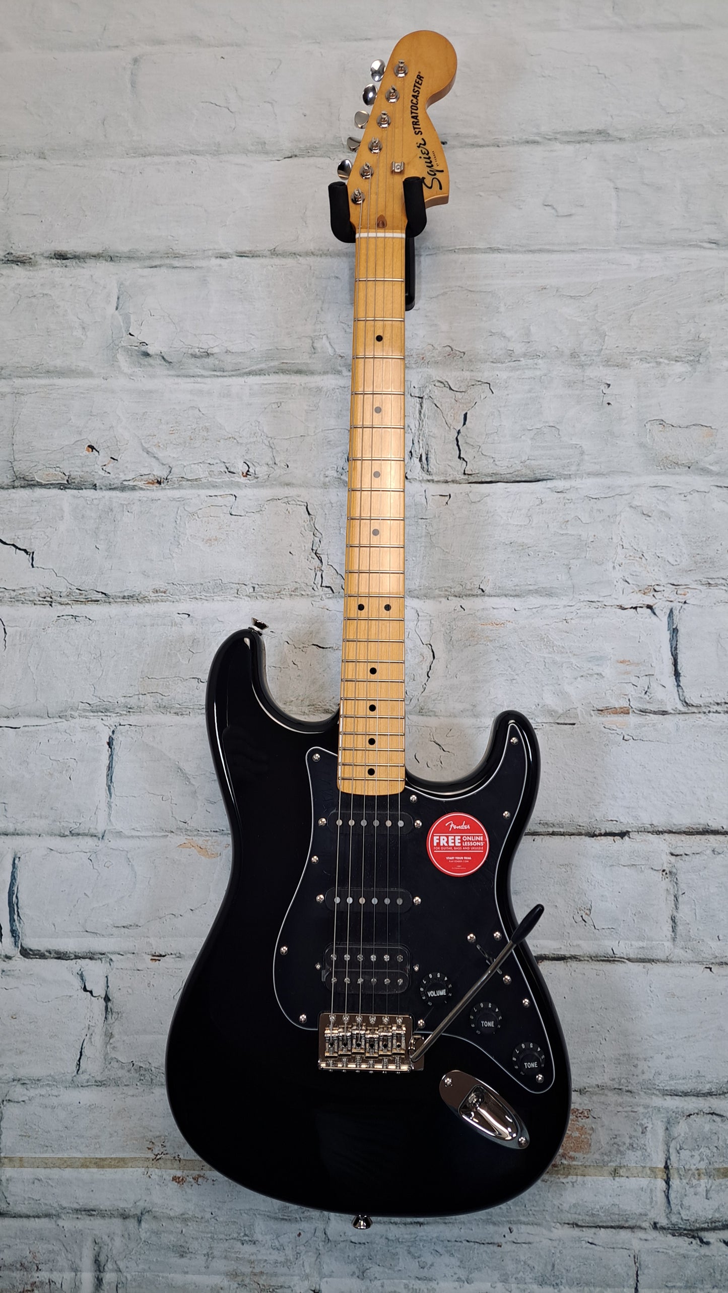 Squier Classic Vibe '70s Stratocaster HSS Black