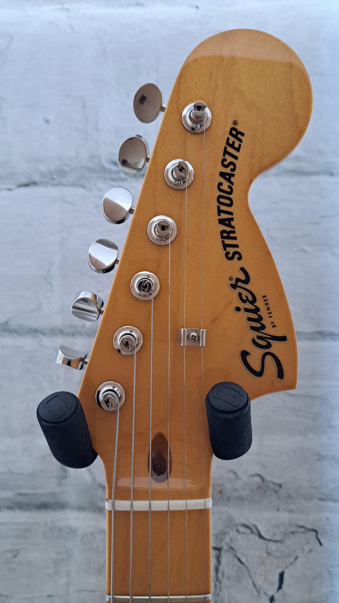 Squier Classic Vibe '70s Stratocaster HSS Black
