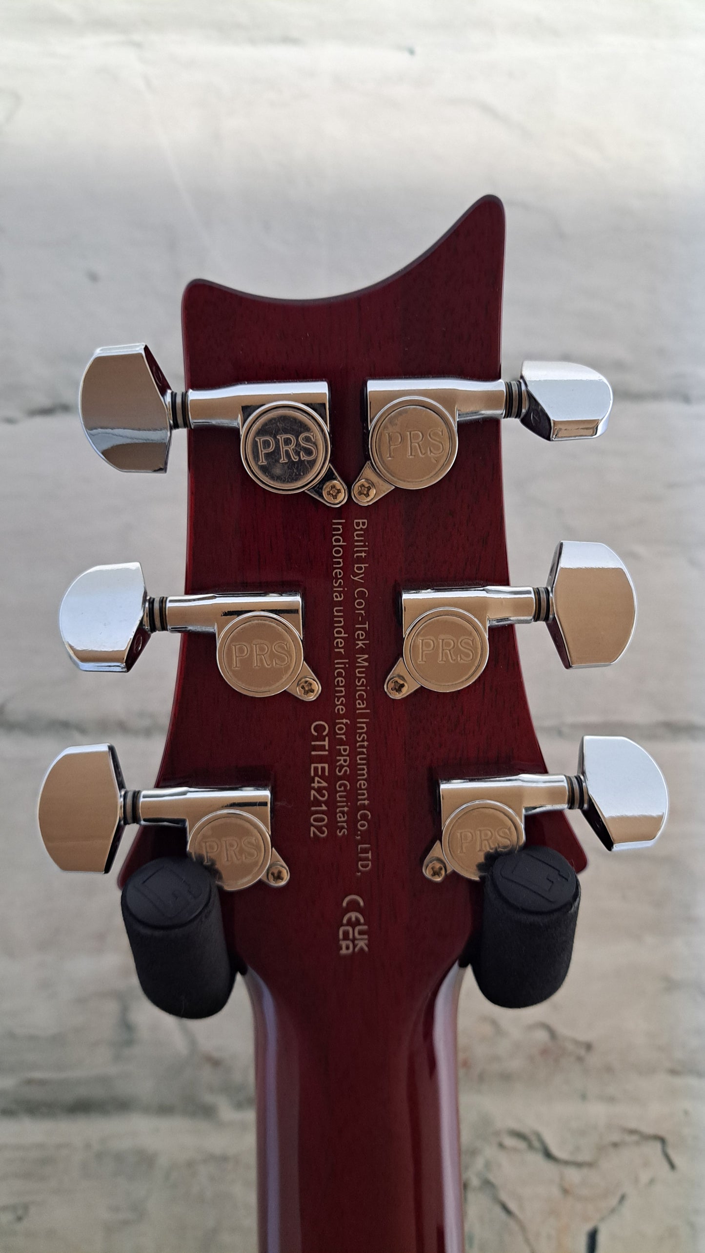 PRS SE Mira - Vintage Cherry