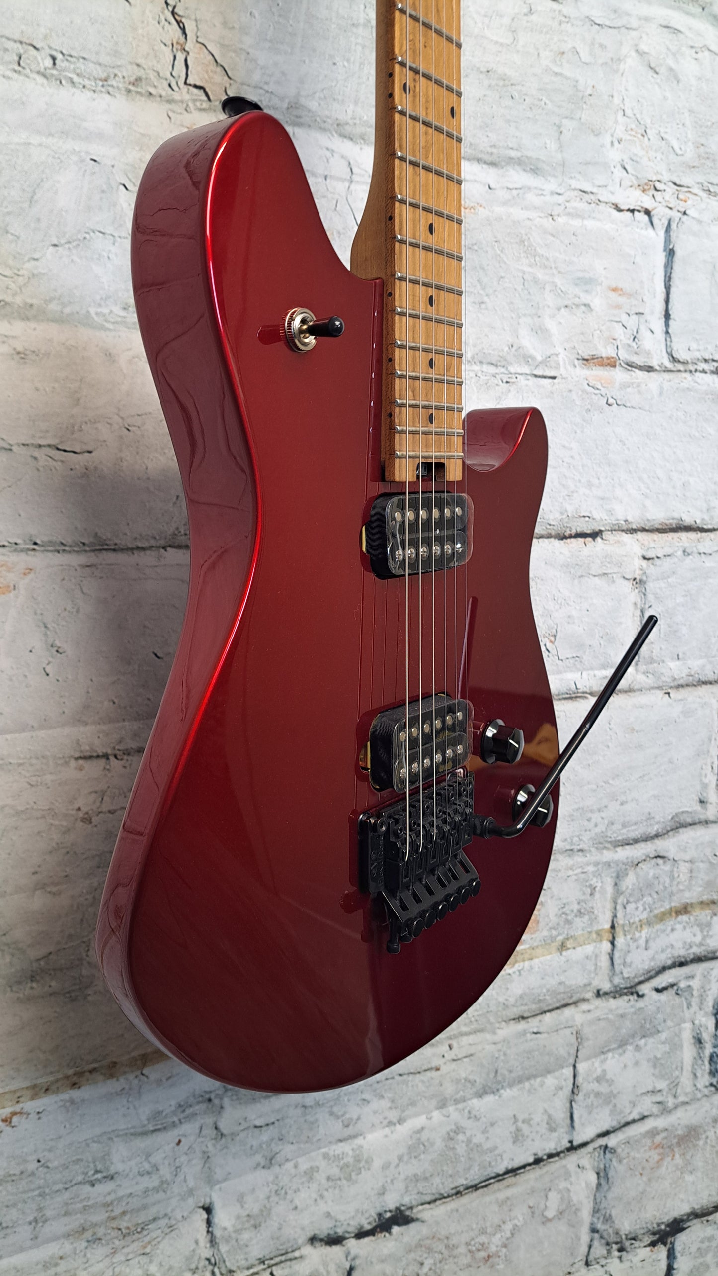EVH Wolfgang WG Standard w/Baked Maple Fingerboard