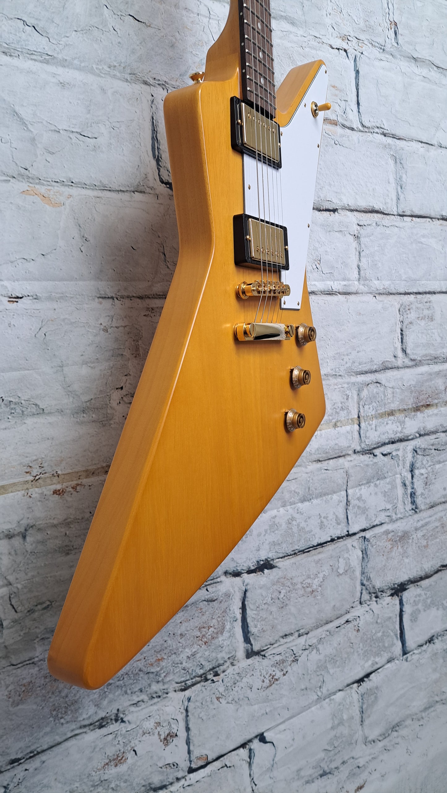 Epiphone 1958 Korina Explorer (white pickguard)