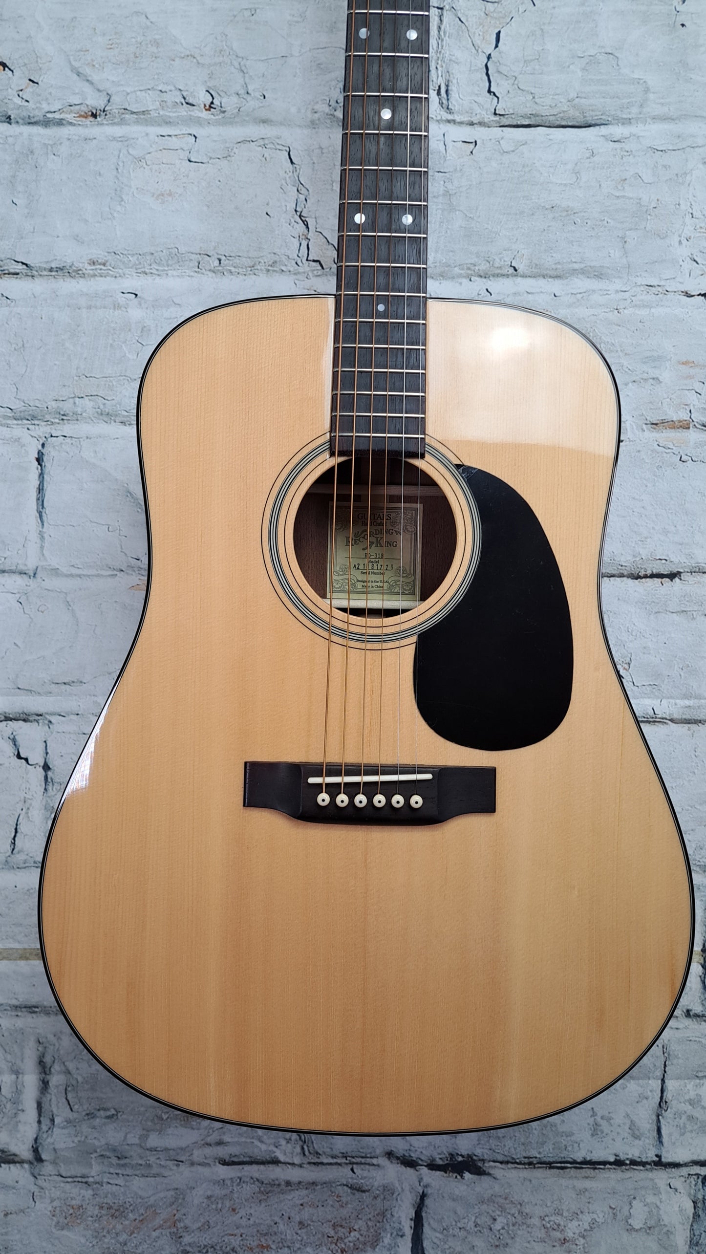 Recording King RD-318 Dreadnought Acoustic Guitar