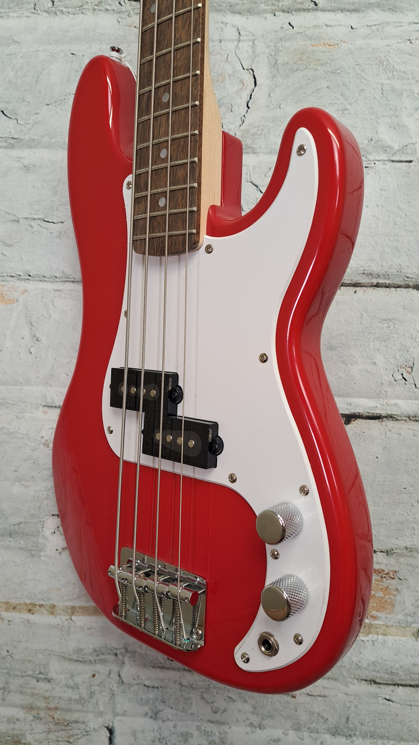 Squier Mini Precision Electric Bass - Red