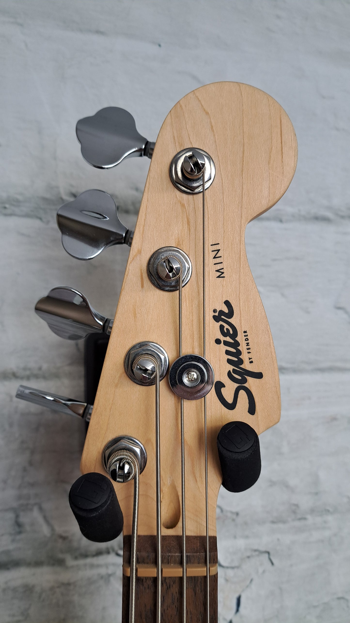 Squier Mini Precision Electric Bass - Red
