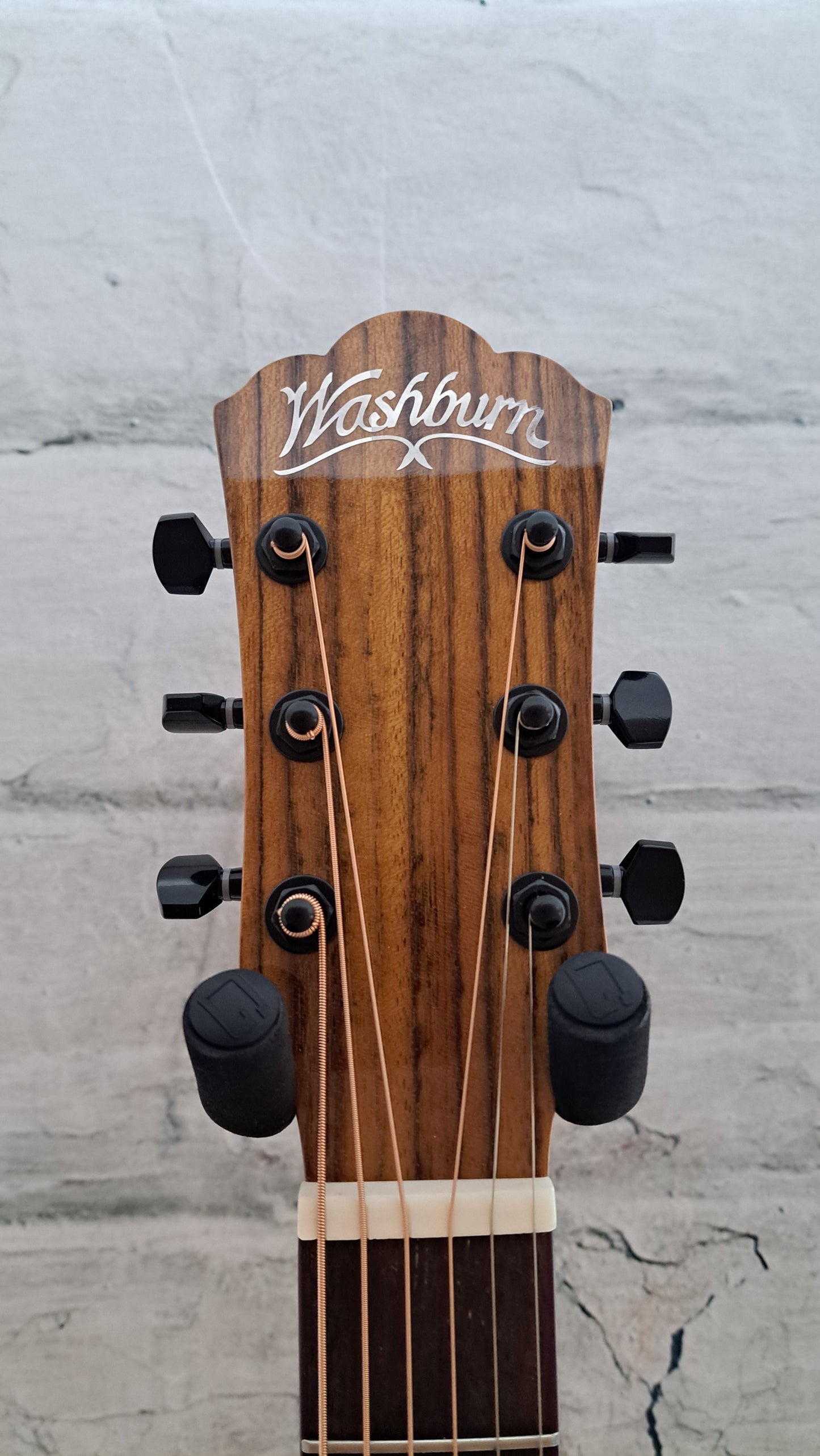 Washburn Bella Tono Suprema SC40SCE Acoustic-Electric - Natural Gloss
