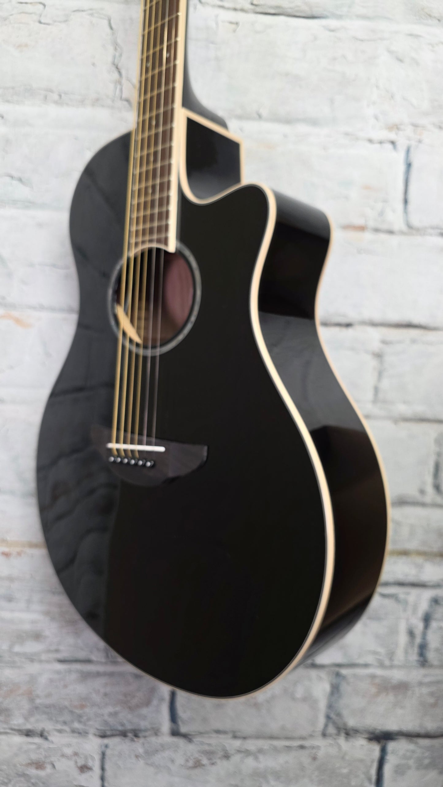 Yamaha Thinline - Black