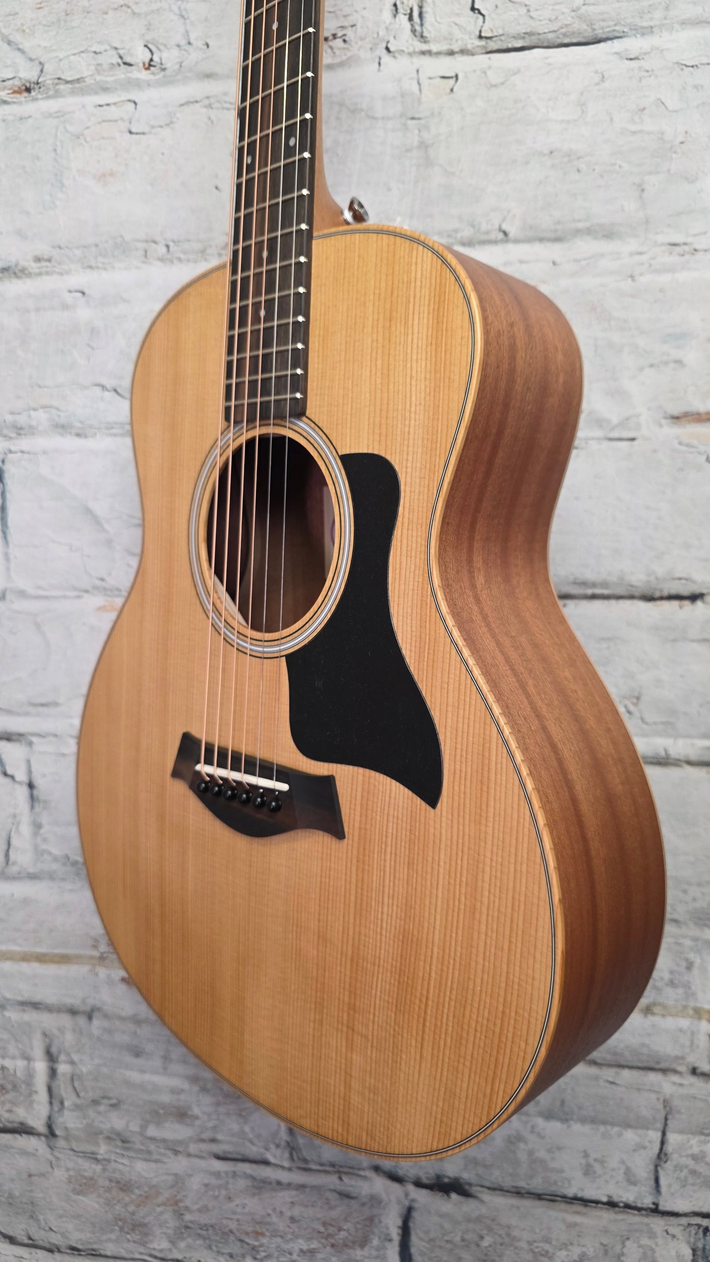 Taylor GS Mini Acoustic Guitar - Spruce