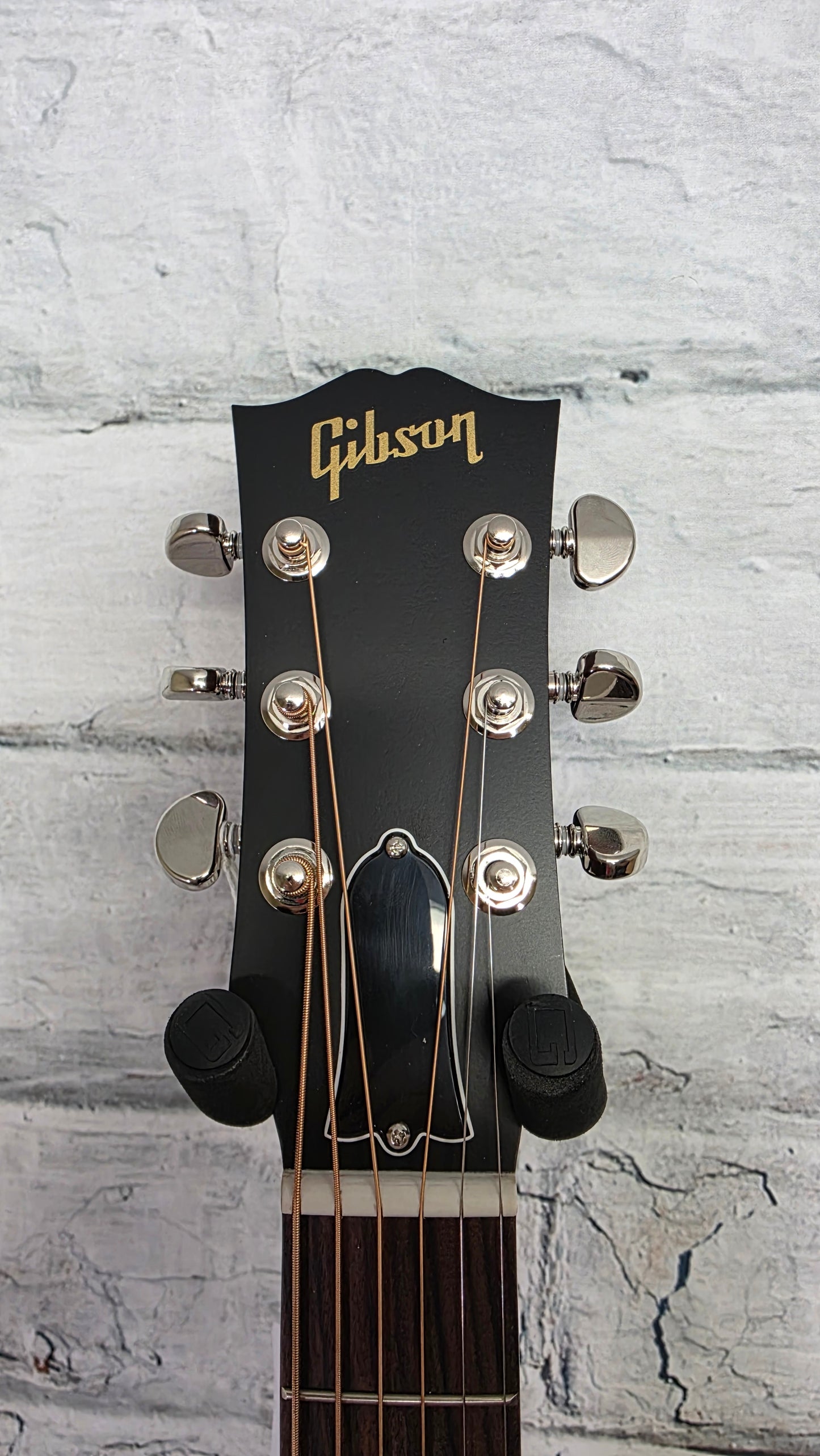 Gibson Acoustic J-45 Special Acoustic-electric Guitar - Wine Red