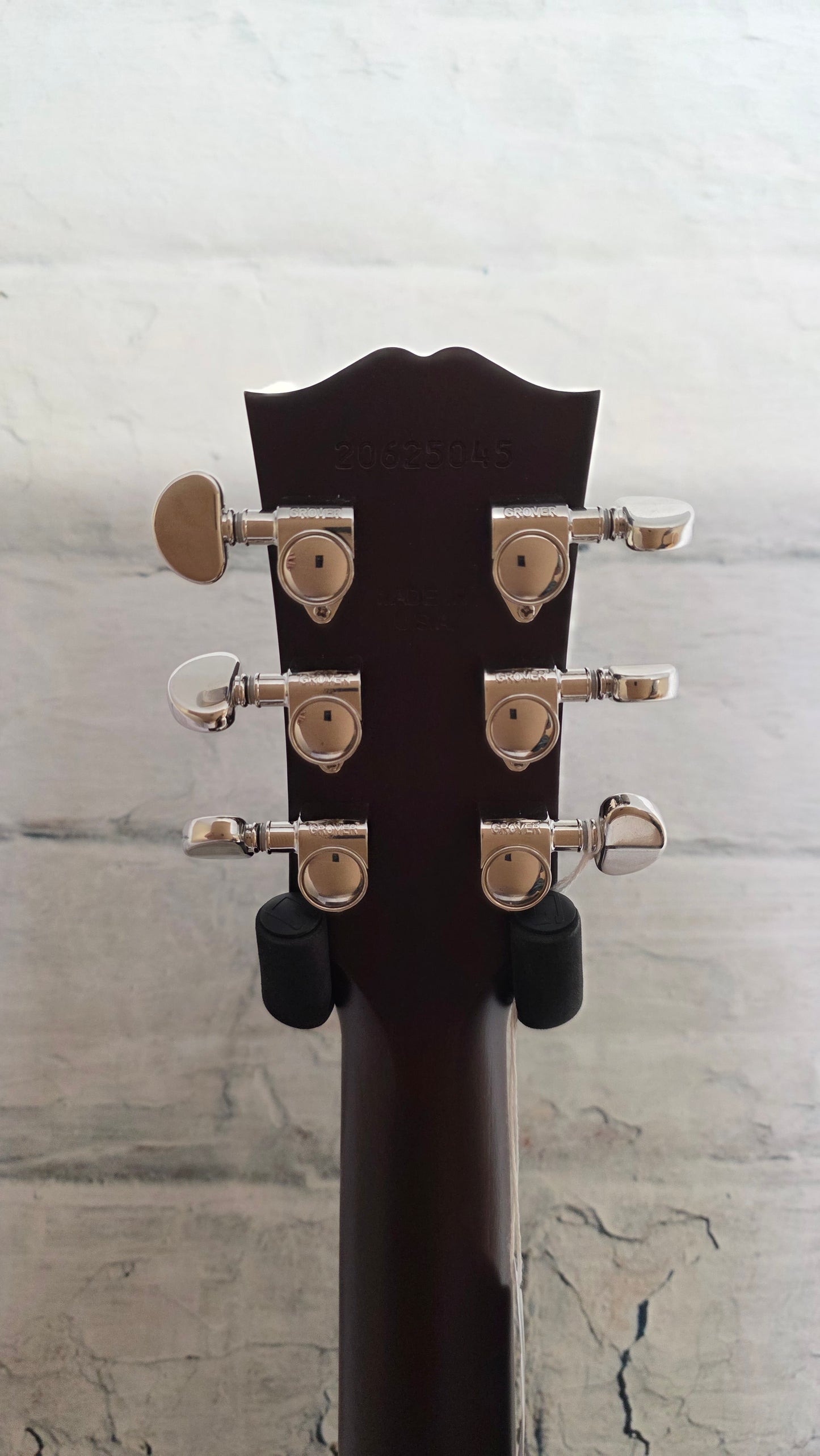 Gibson Acoustic J-45 Special Acoustic-electric Guitar - Wine Red