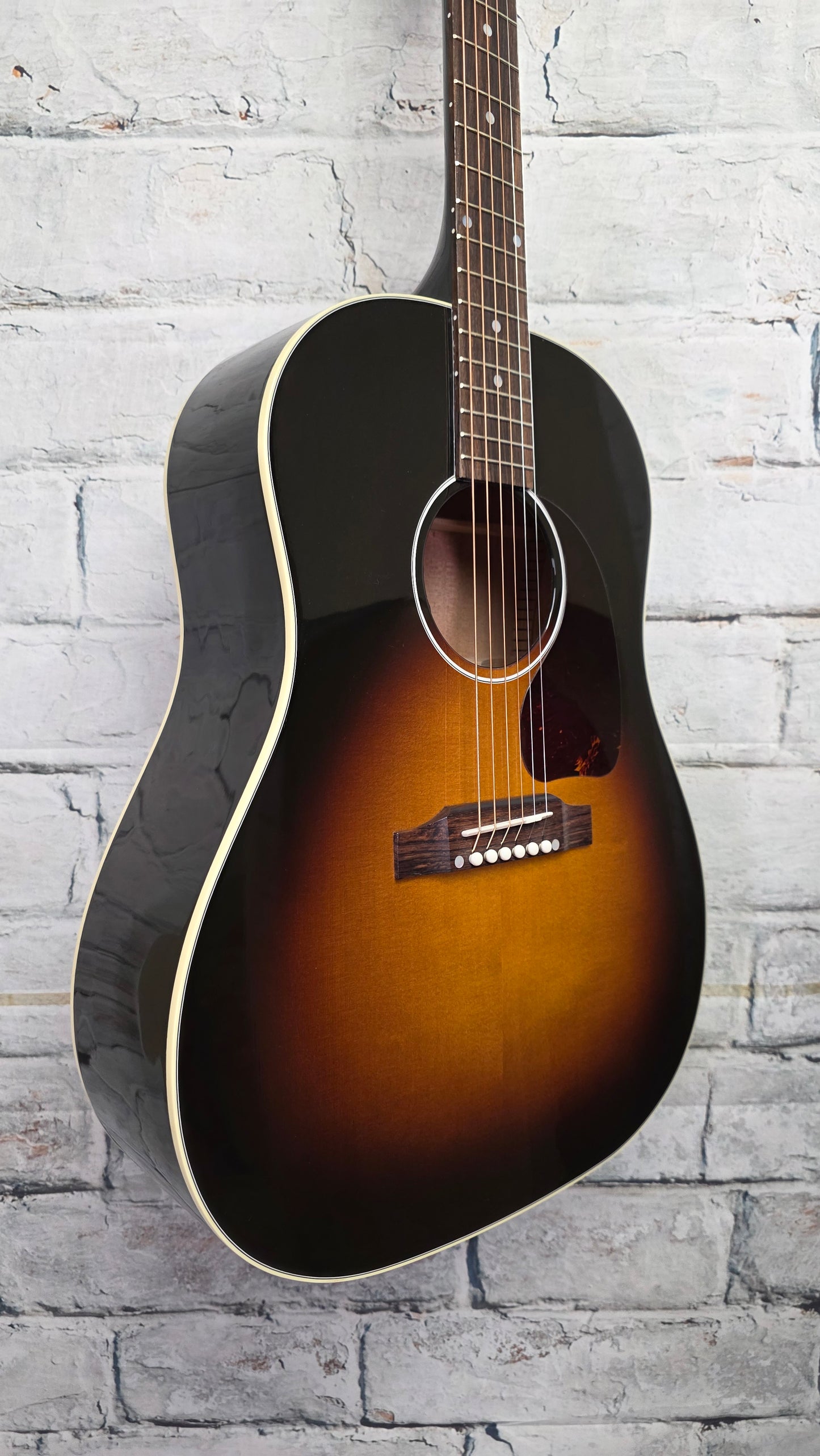 Gibson Acoustic J-45 Standard Acoustic Guitar - Vintage Sunburst