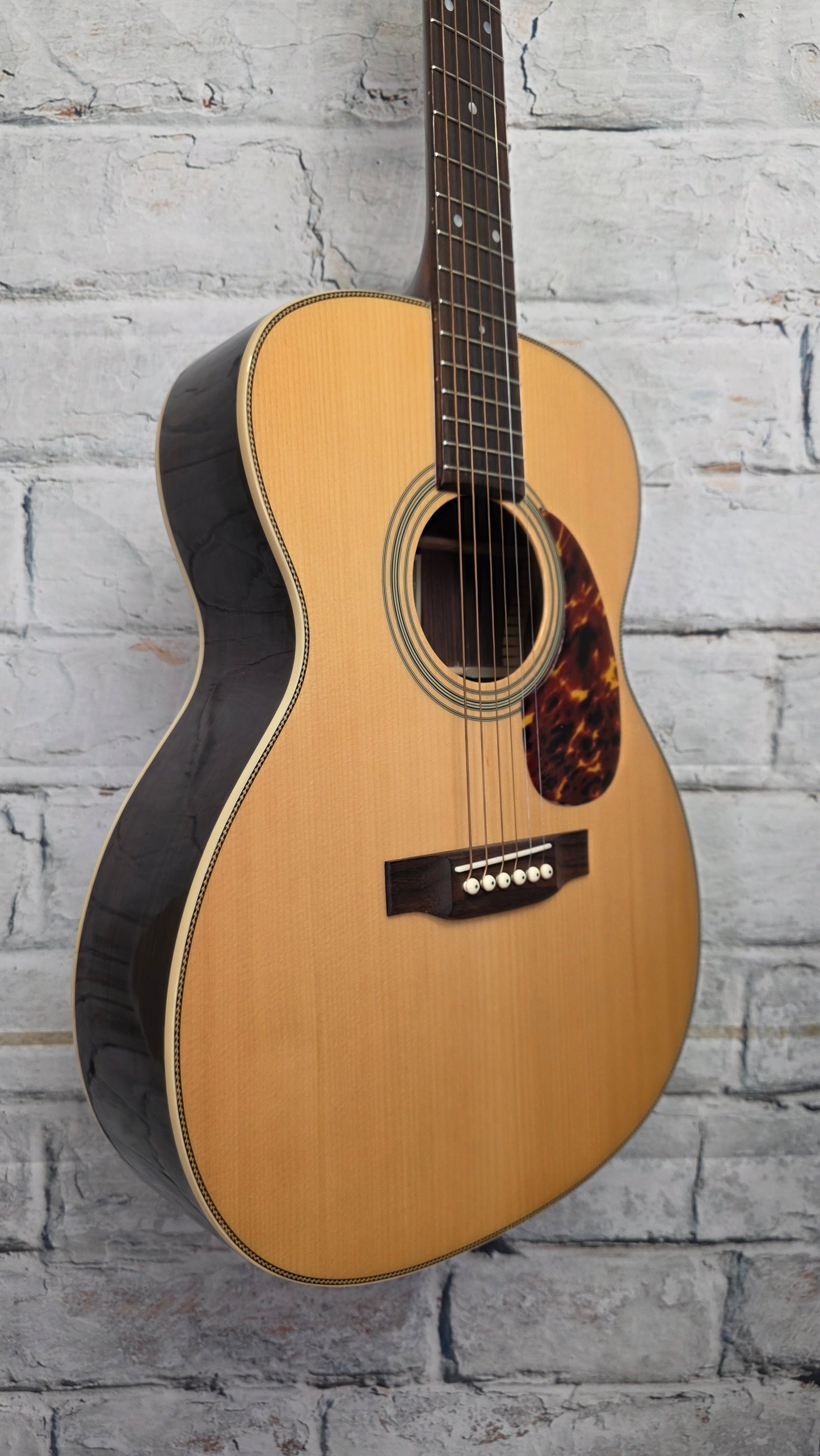 Recording King Tonewood Reserve 318 000 - Natural Gloss