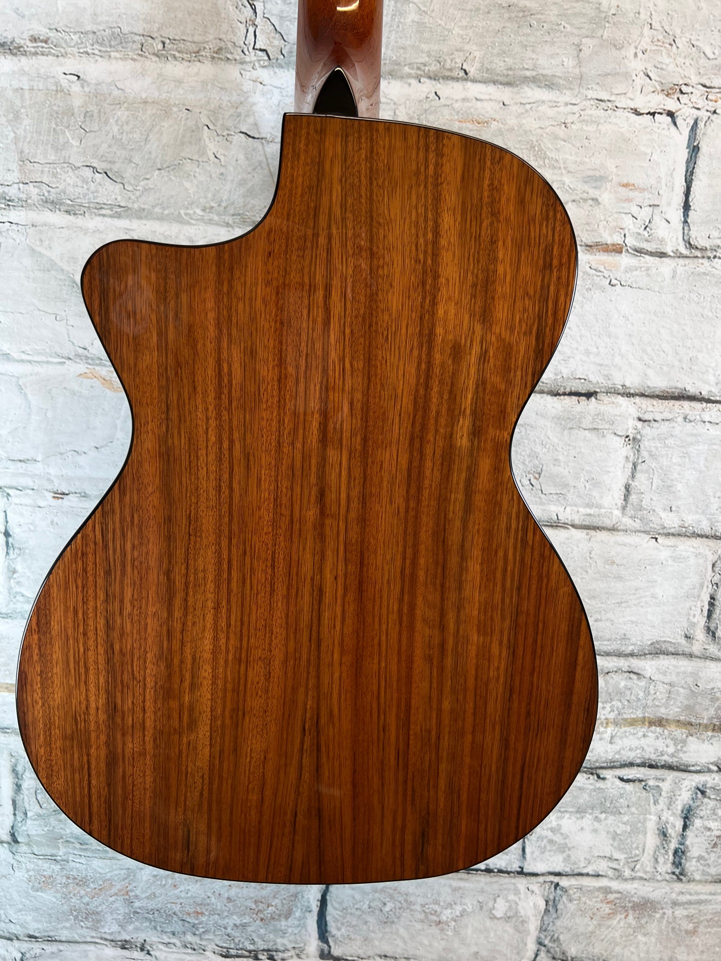 Fender Cc-140sce Concert, Walnut Fingerboard Sunburst with Case