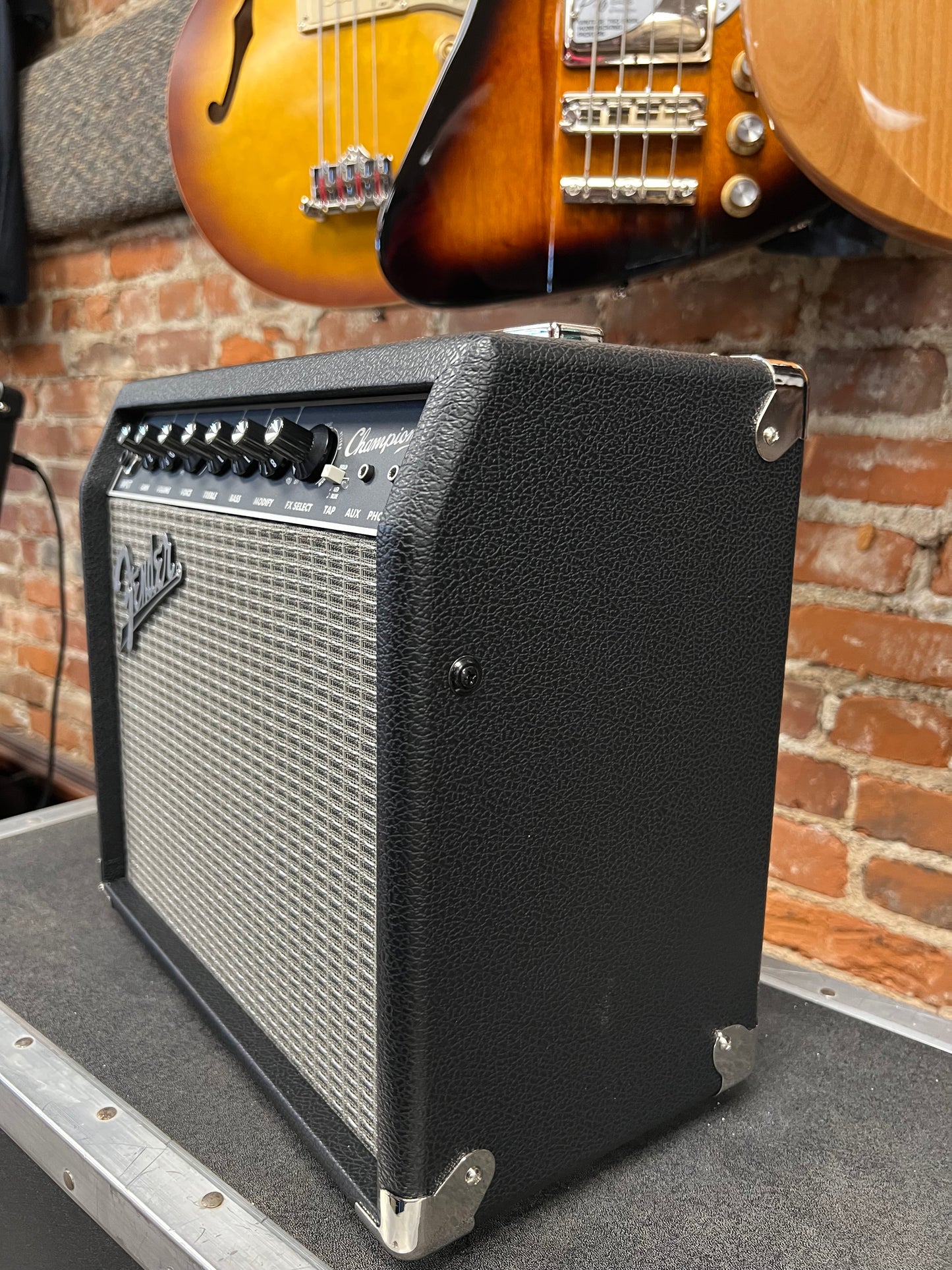 Fender Champion II 25, 120v