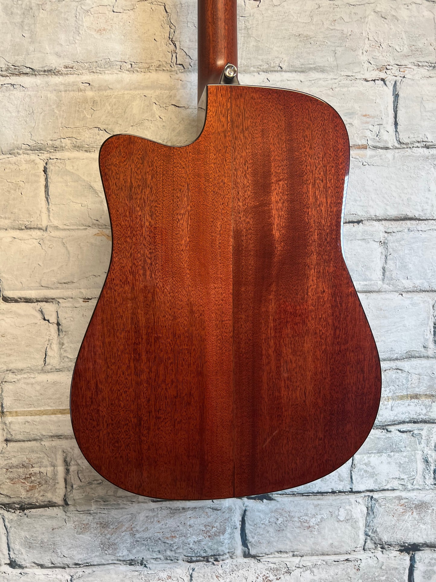 Alvarez Masterworks Dreadnought Acoustic/Electric Guitar with bag