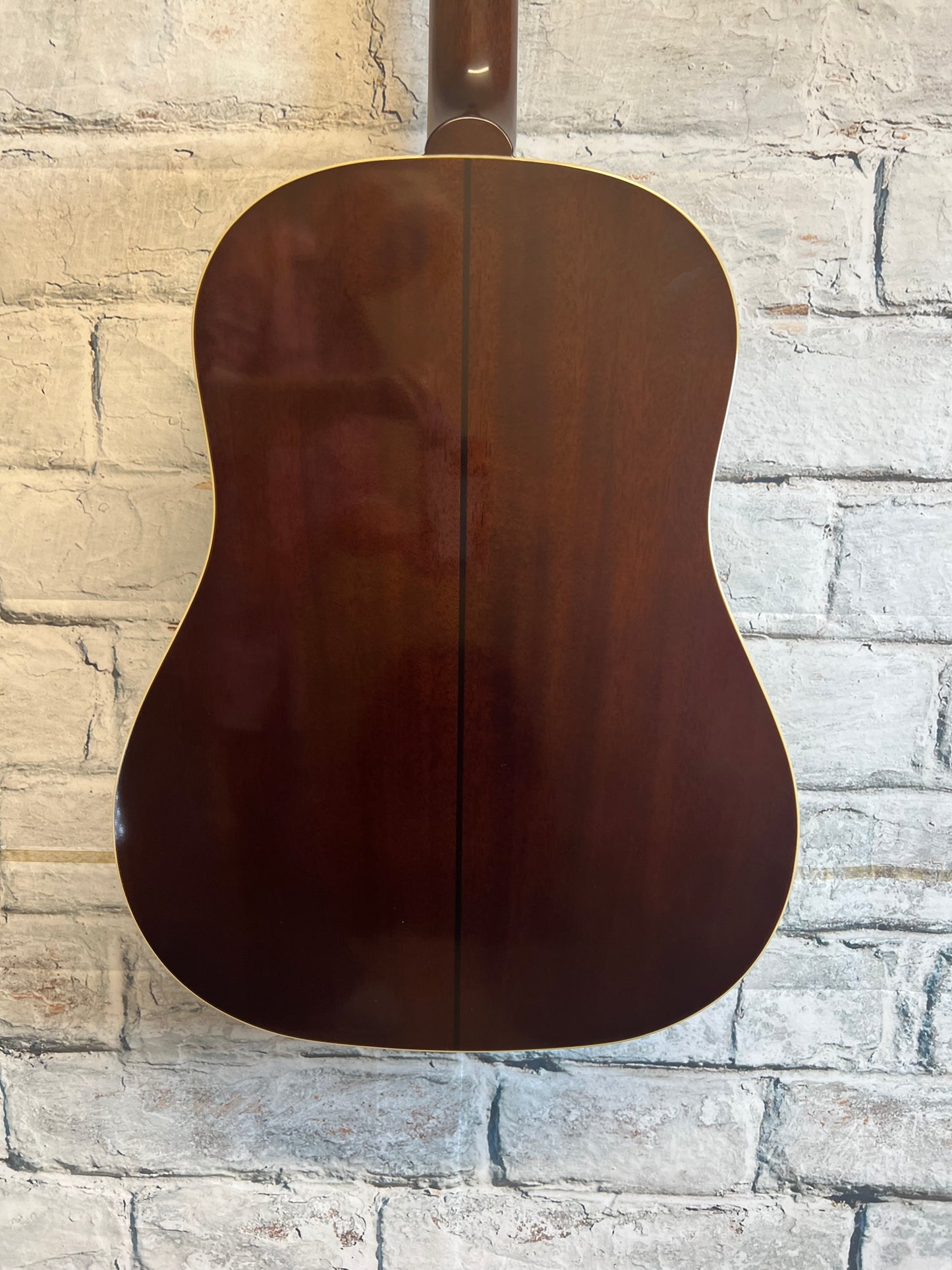 Epiphone 1942 Banner J-45 Reissue Vintage Sunburst with Hardshell Case