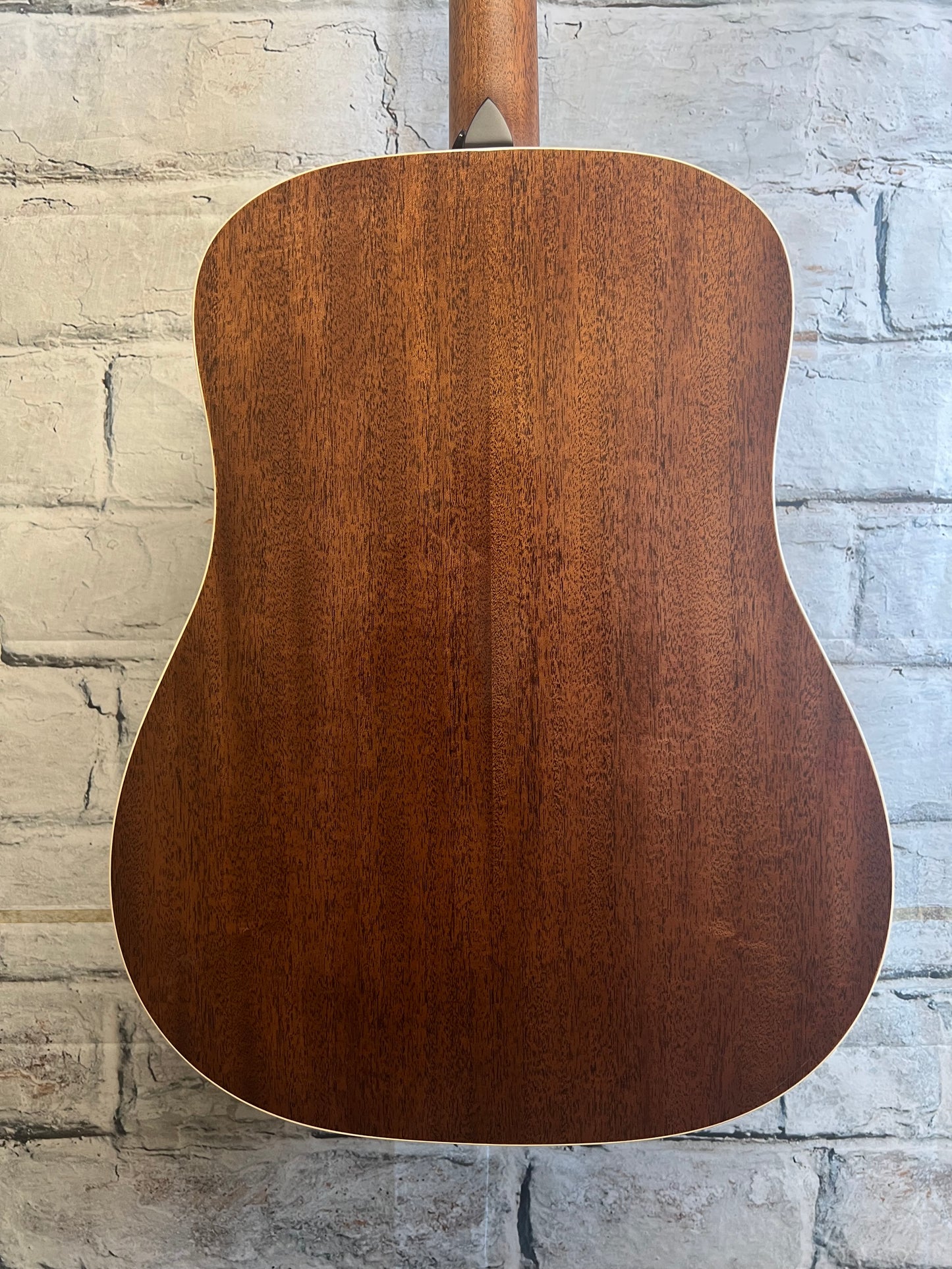 Taylor Trey Hensley Gold Label 510e SE Acoustic Electric with Hardshell Case