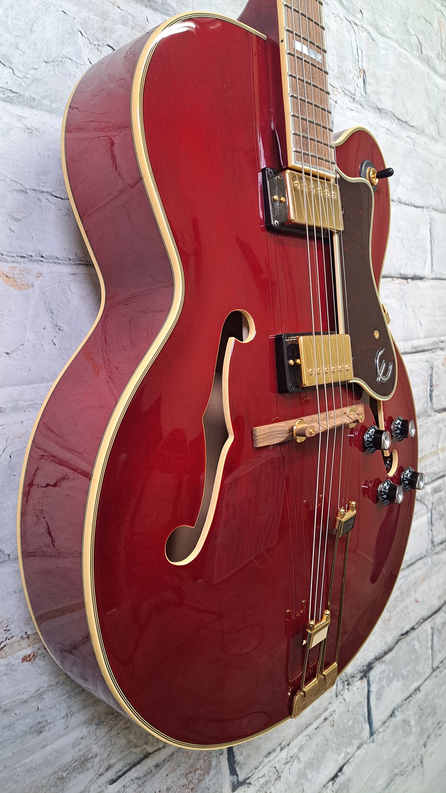 Epiphone Broadway Hollowbody Wine Red
