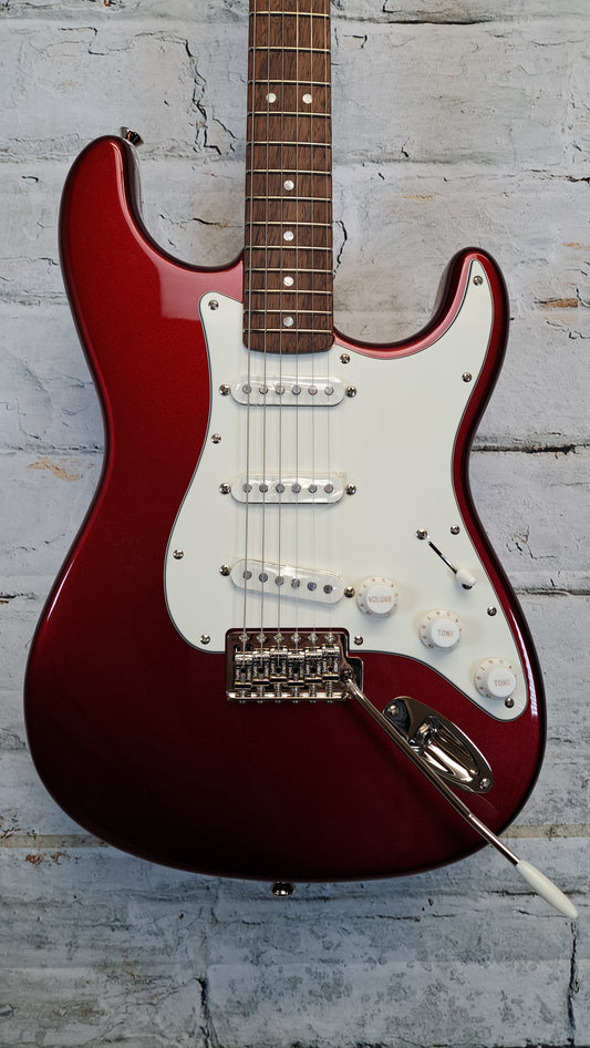 Squier Classic Vibe '60s Stratocaster Candy Apple Red