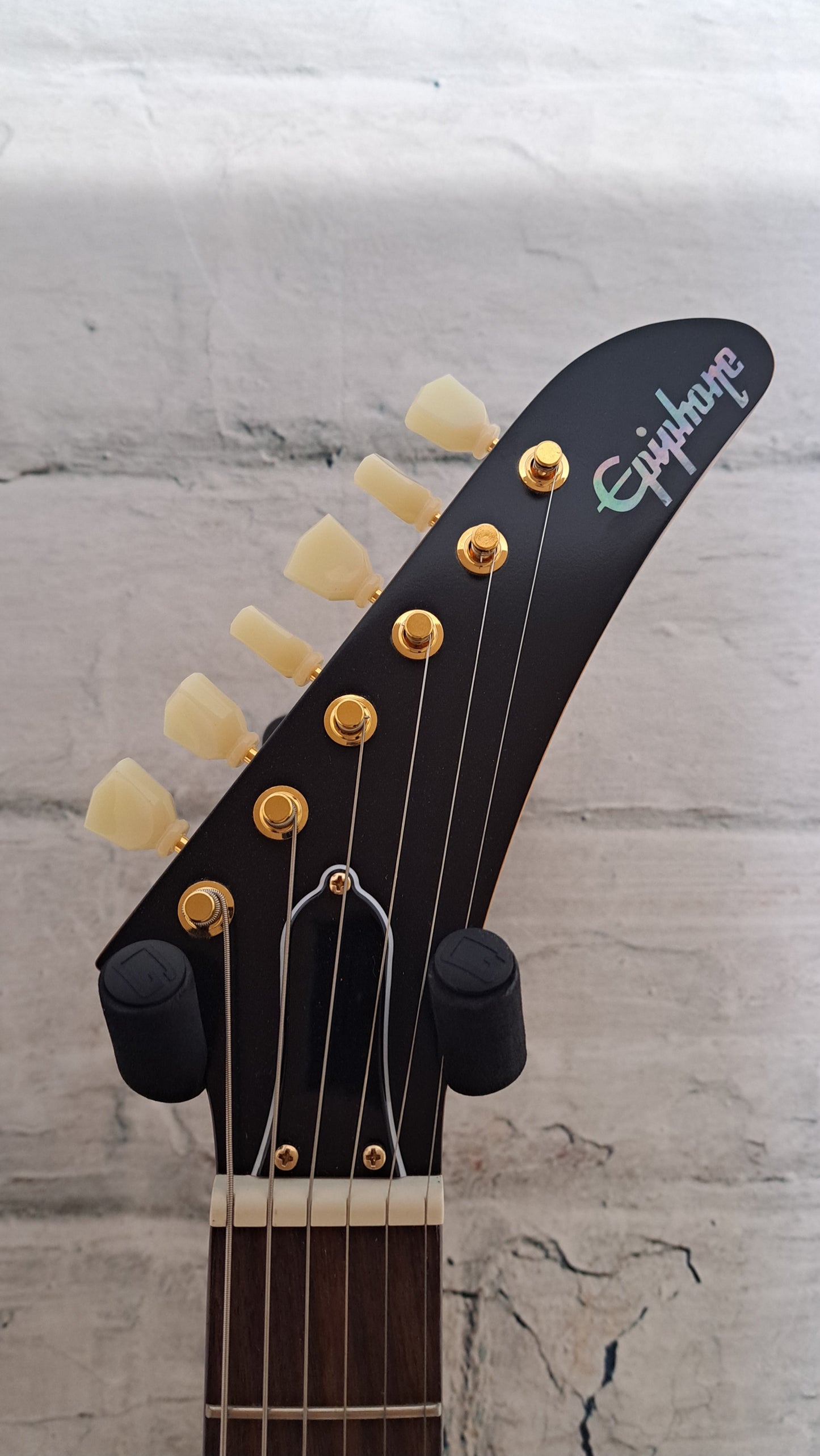 Epiphone 1958 Korina Explorer (white pickguard)