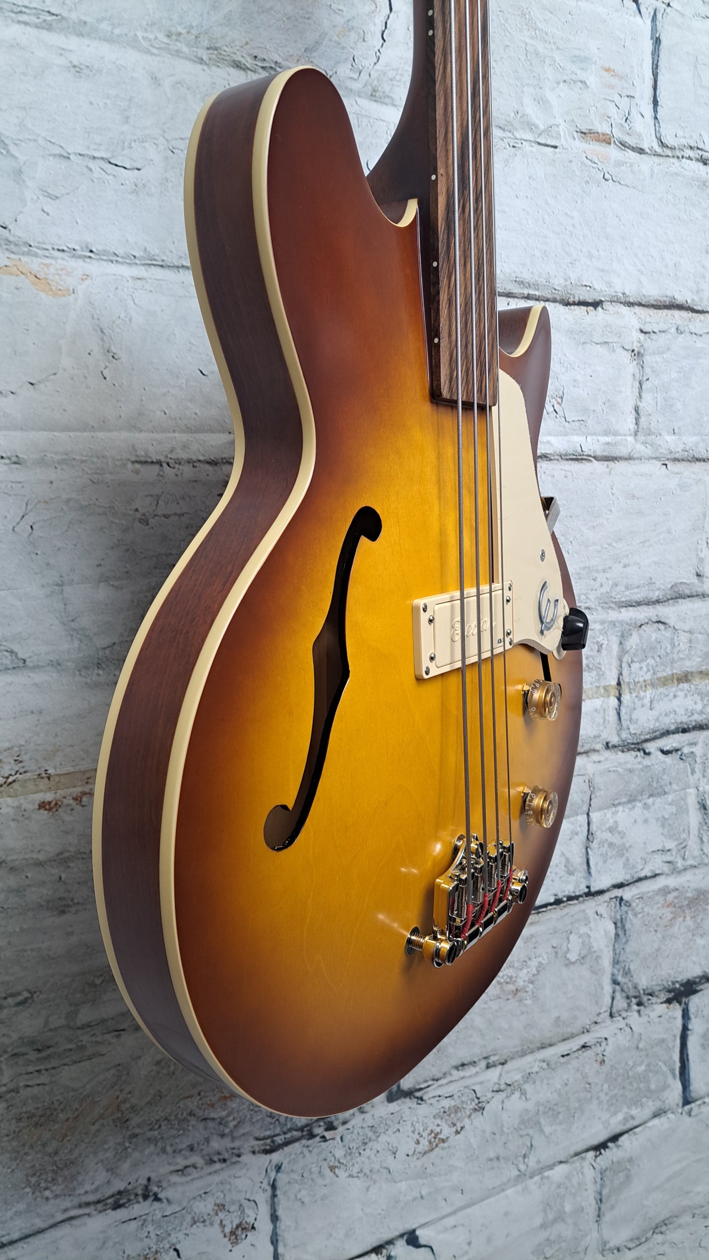 Epiphone Jack Casady Fretless Bass - Aged Royal Tan