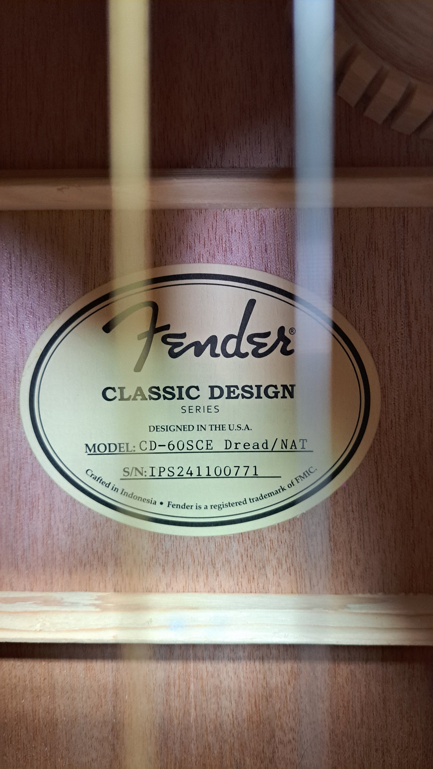 Fender CD-60sce Natural Acoustic Guitar w-/cutaway and electronics