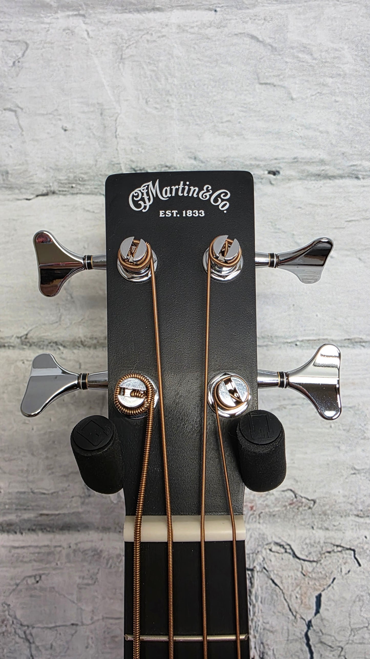 Martin 000CJR10EBB Cutaway Acoustic-Electric Bass Guitar - Burst