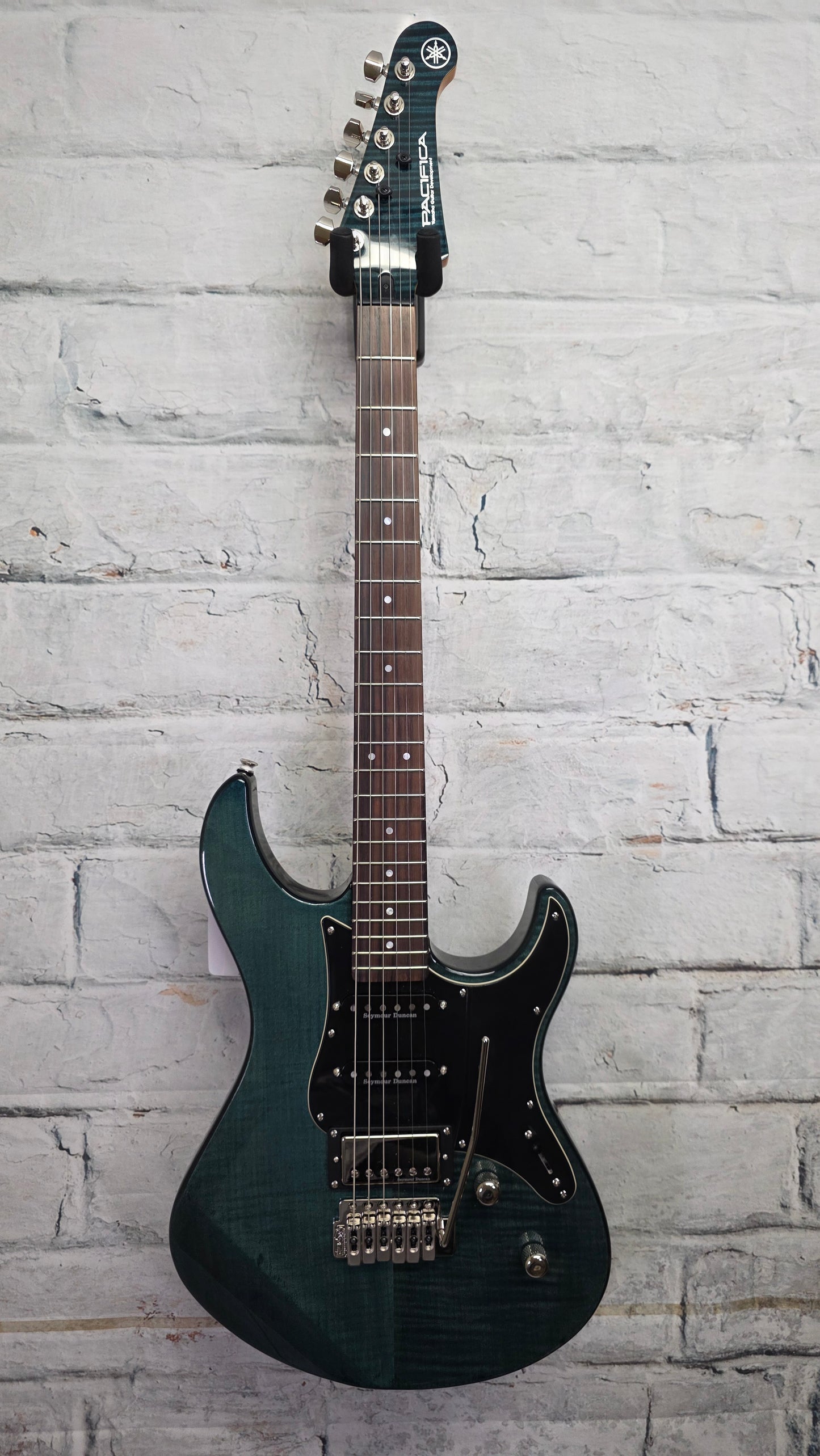 Yamaha Pacifica PAC612VIIFM Electric Guitar - Indigo Blue - Used