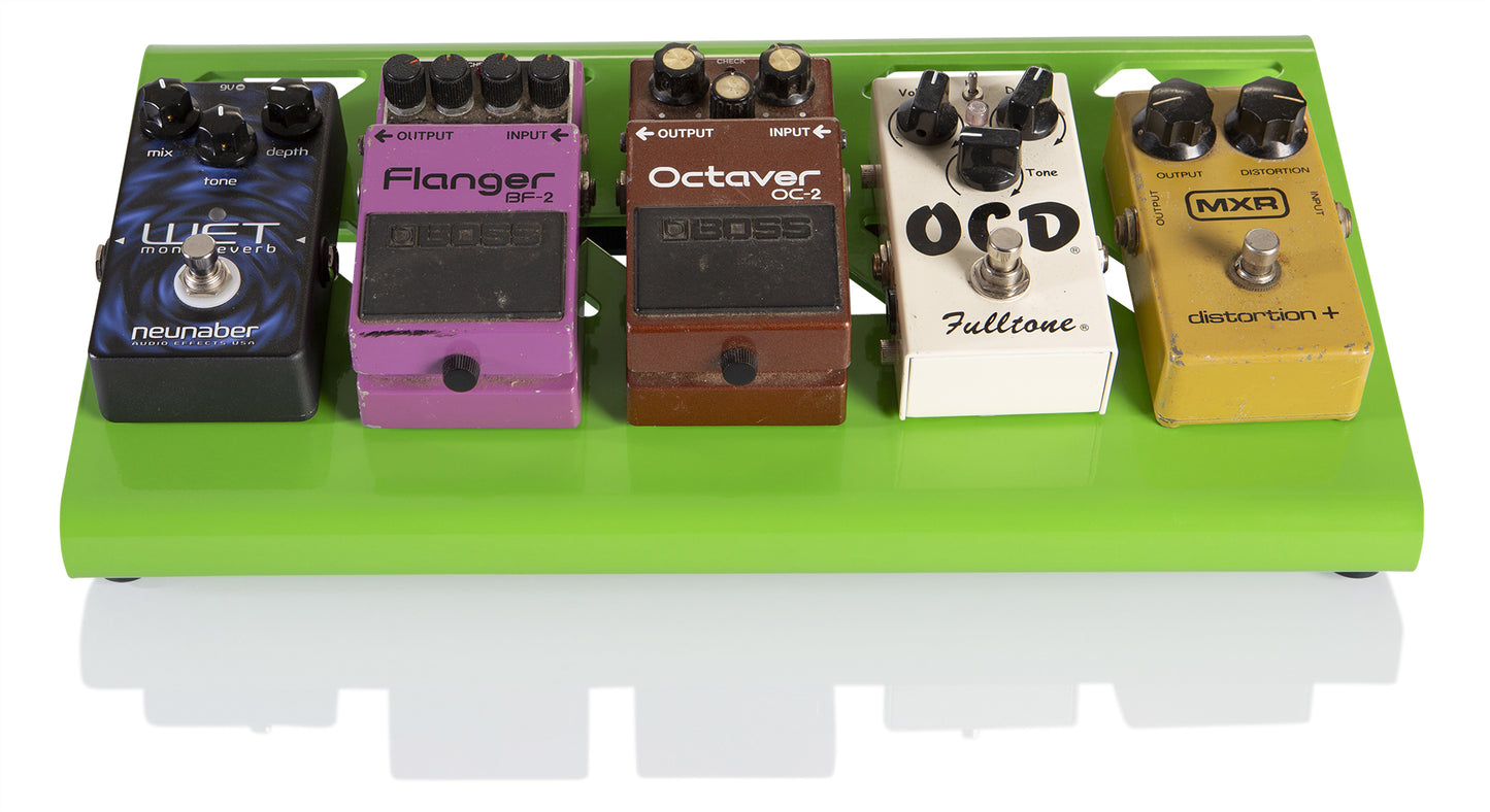 Gator Small Pedalboard with Bag - 15.75x7-inch Green