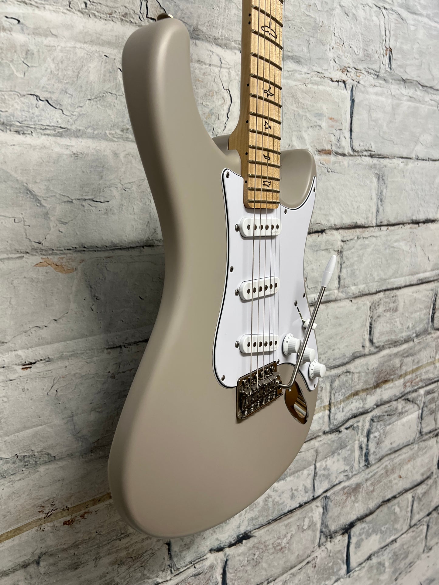 Used PRS Silver Sky Moc Sand