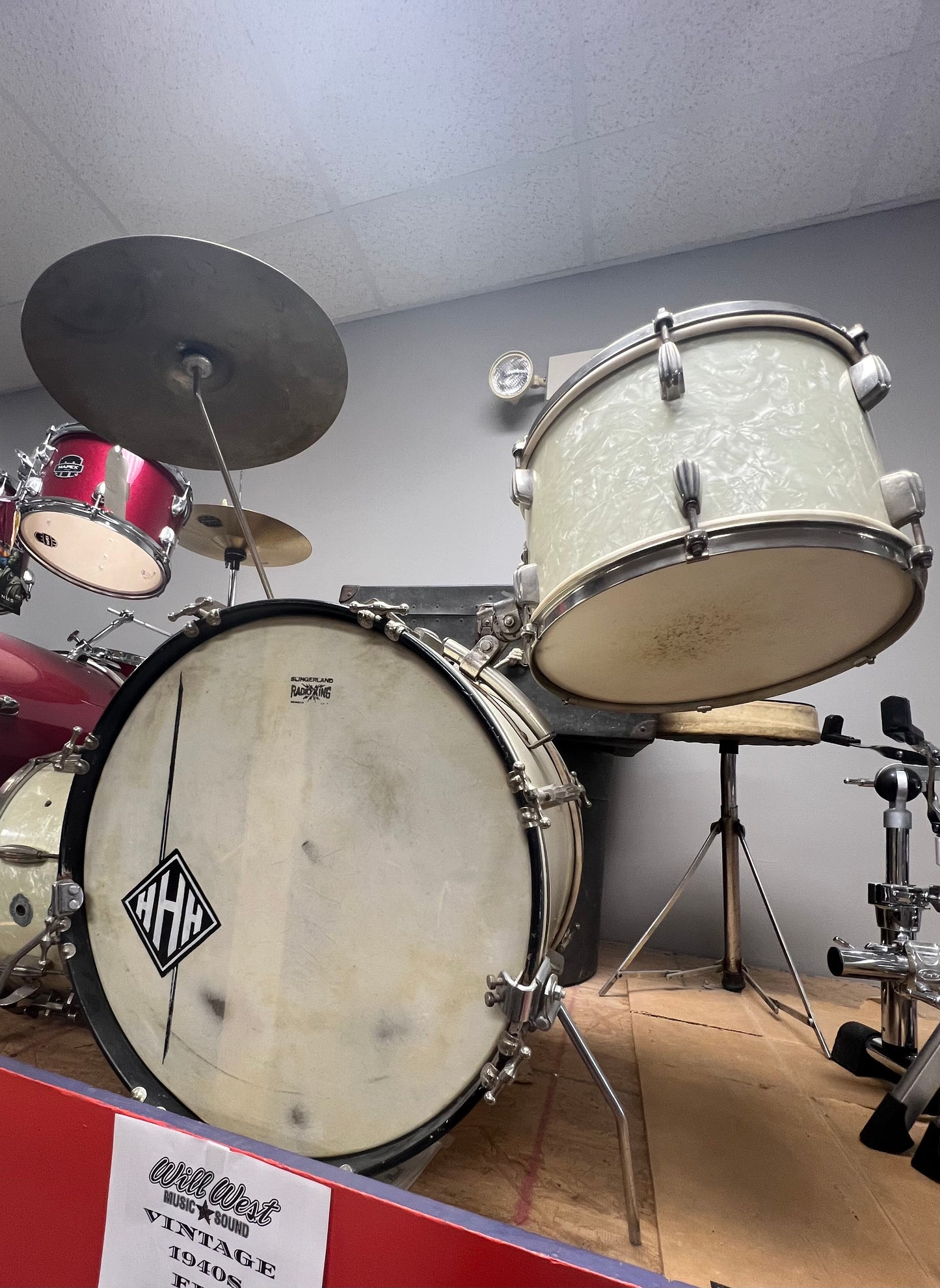 Vintage 1940’s Era Slingerland Radioking Drum kit