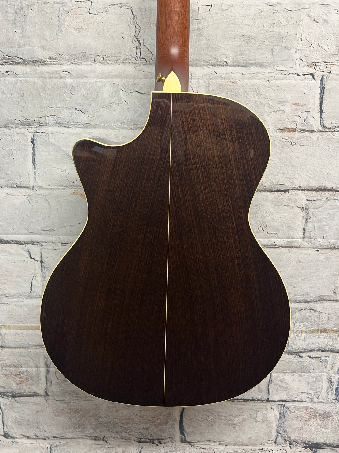 Used Taylor 2002 914ce without pickup