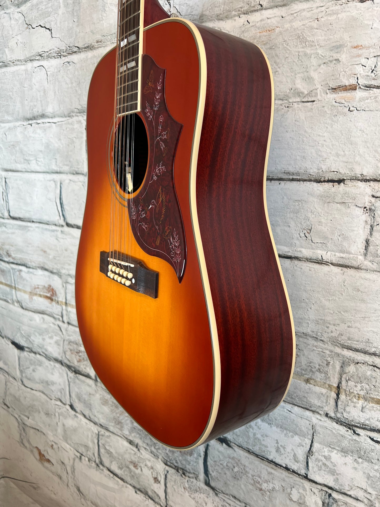 Epiphone Hummingbird 12-string- (all solid wood) Aged Cherry Sun