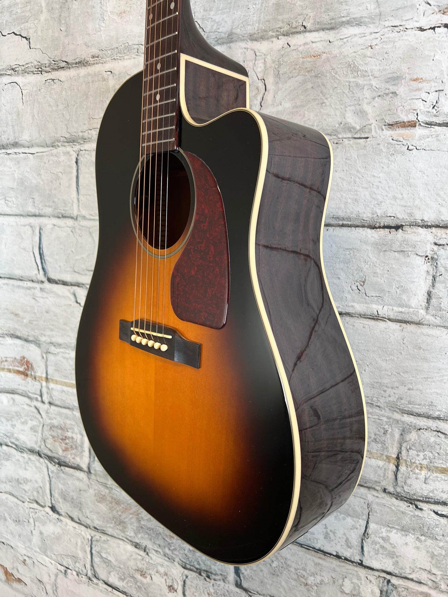 Epiphone J-45 Studio EC Vintage Sunburst