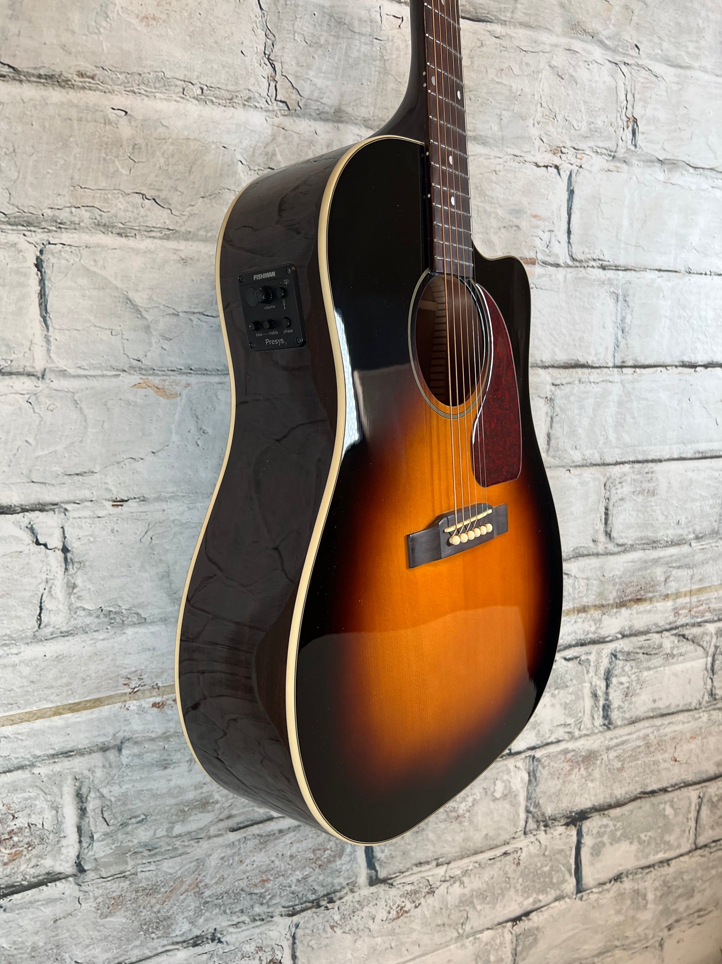 Epiphone J-45 Studio EC Vintage Sunburst