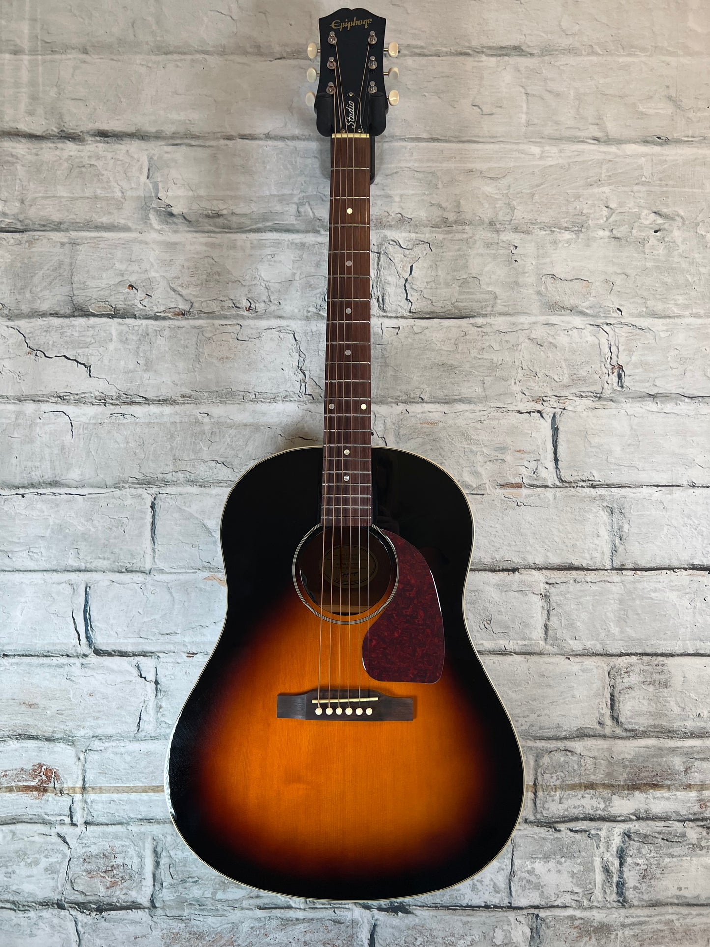 Epiphone J-45 Studio Vintage Sunburst with Bag