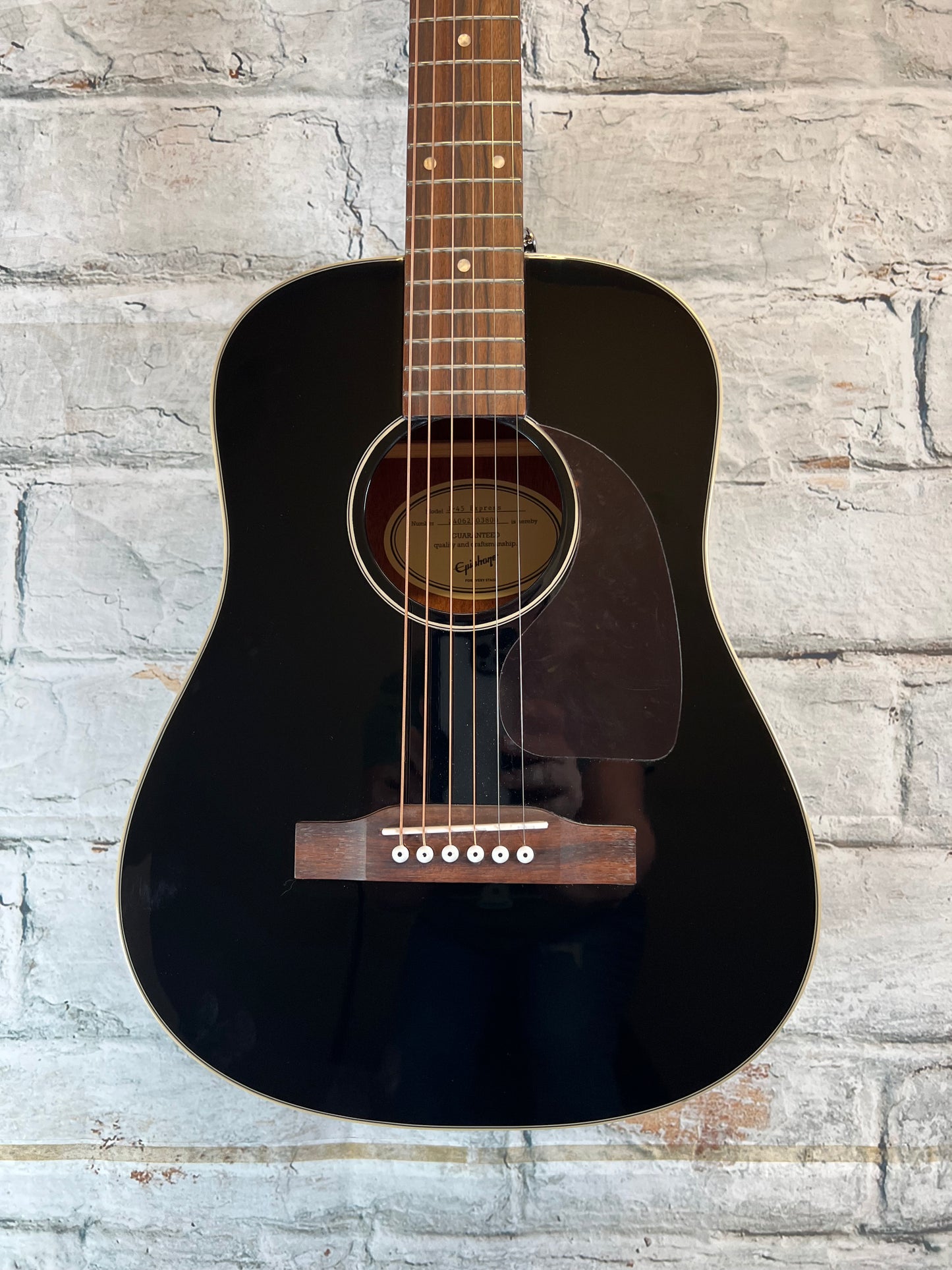 Epiphone J-45 Express with Gig Bag Ebony