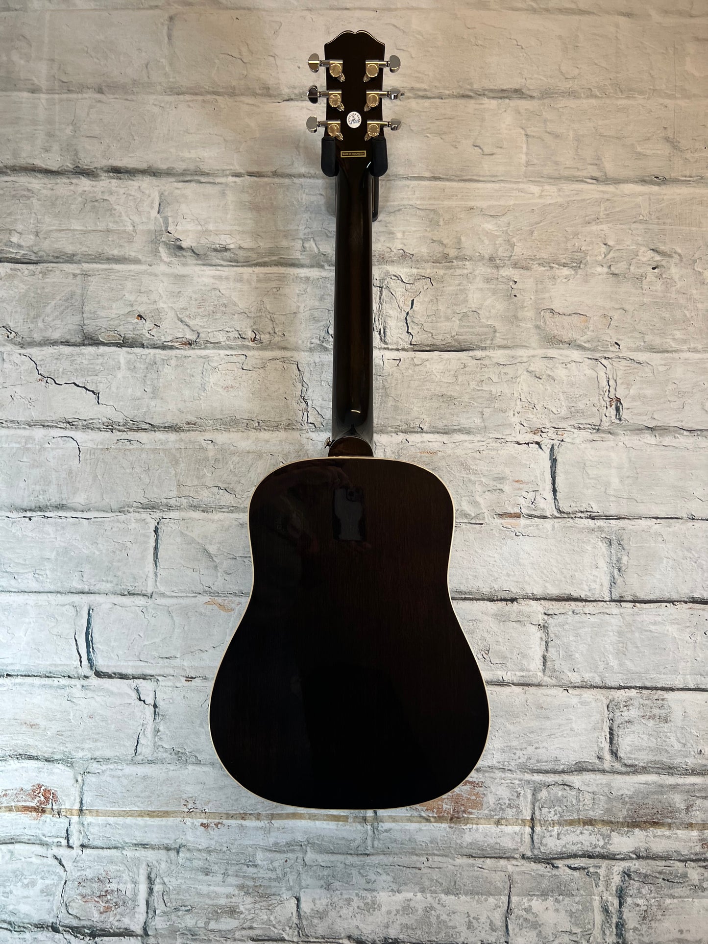 Epiphone J-45 Express with Gig Bag Ebony