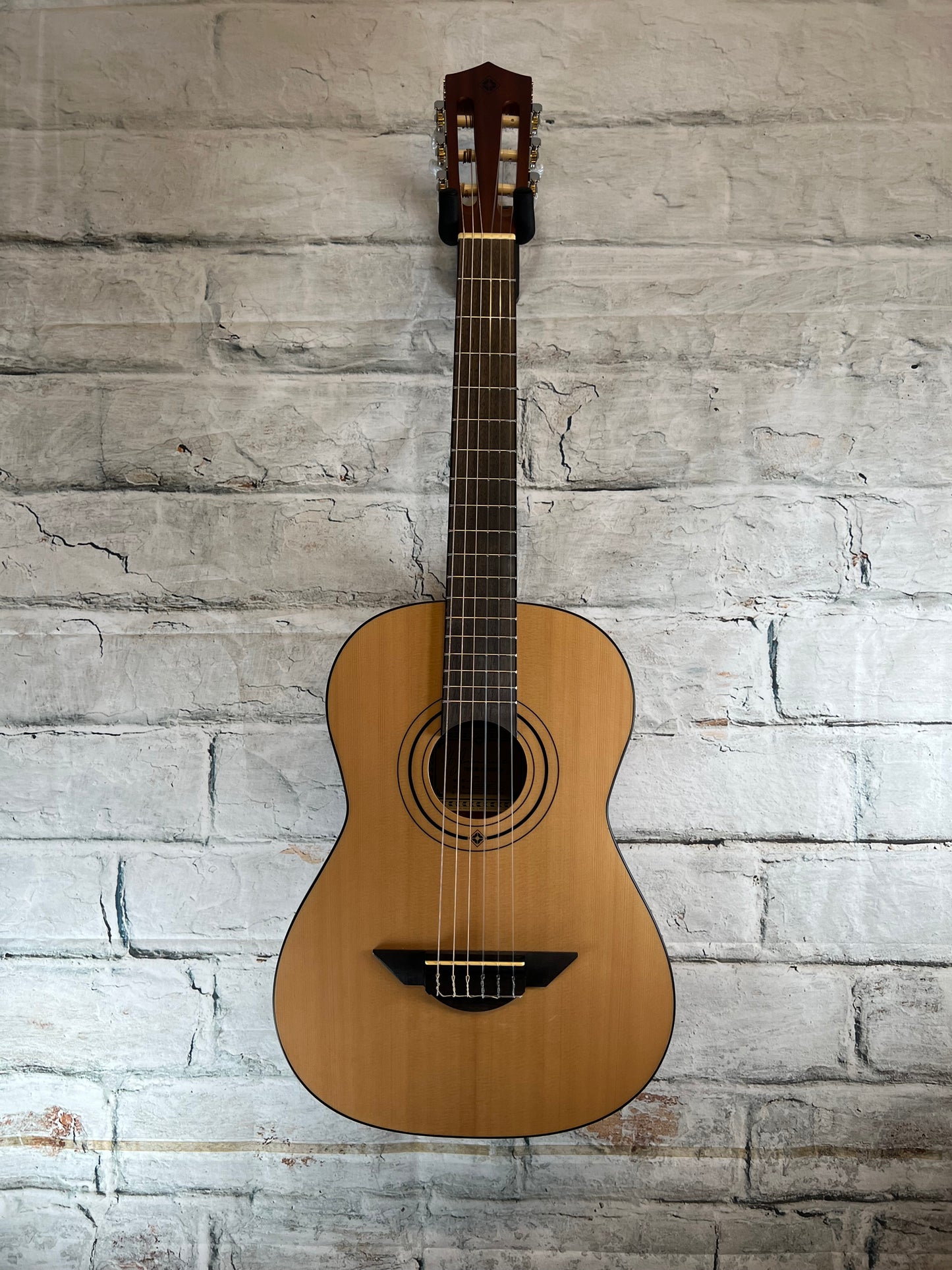 H. Jimenez Educativo Series 3/4 Size Nylon String Guitar
