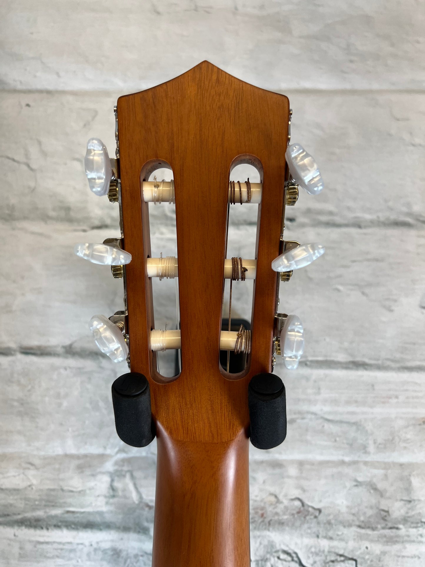 H. Jimenez Educativo Series 3/4 Size Nylon String Guitar