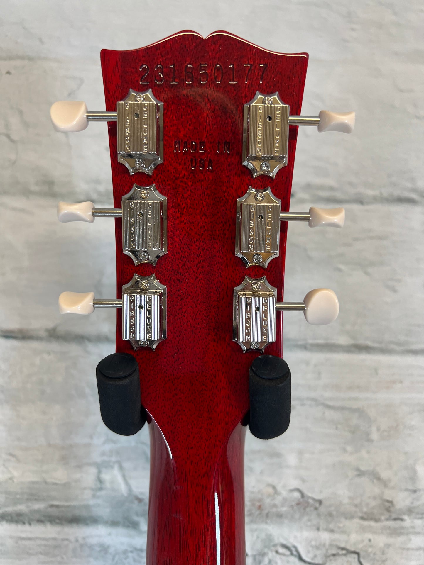 Gibson ES-330 Sixties Cherry with Hardshell Case