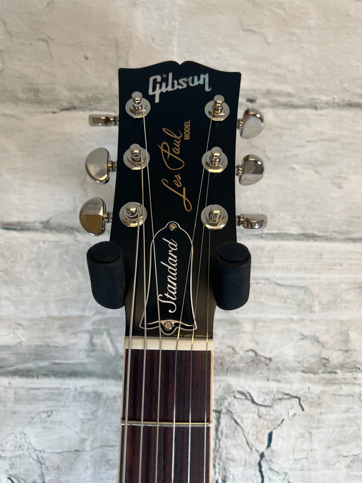 Gibson Les Paul Standard 60’s Faded Vintage Cherry Sunburst with Hardshell Case