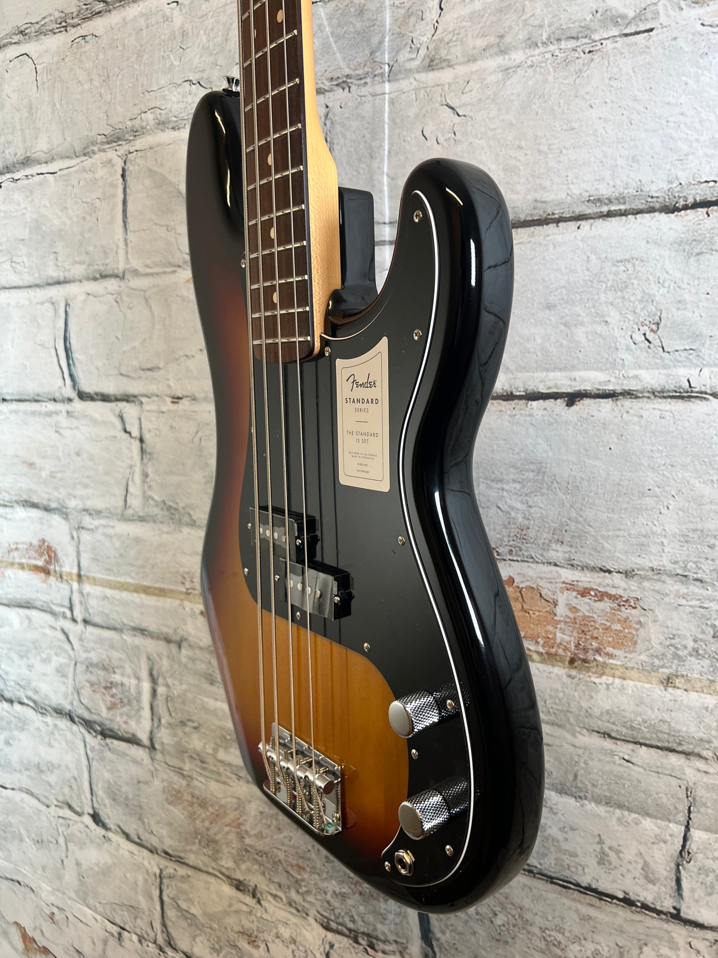 Fender Standard Precision Bass- Sunburst