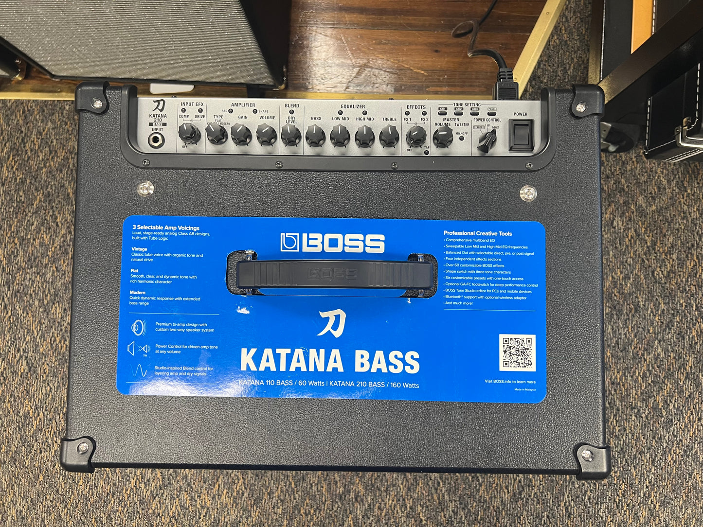 Boss Katana 210 Bass 2x10” 160w