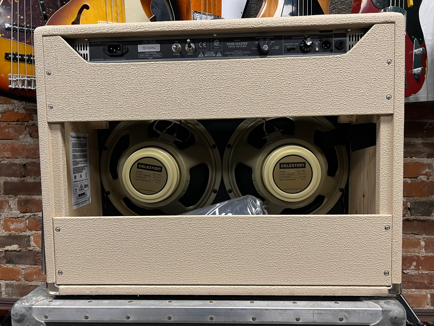 Fender Tone Master Twin Reverb Blonde Cream back Edition