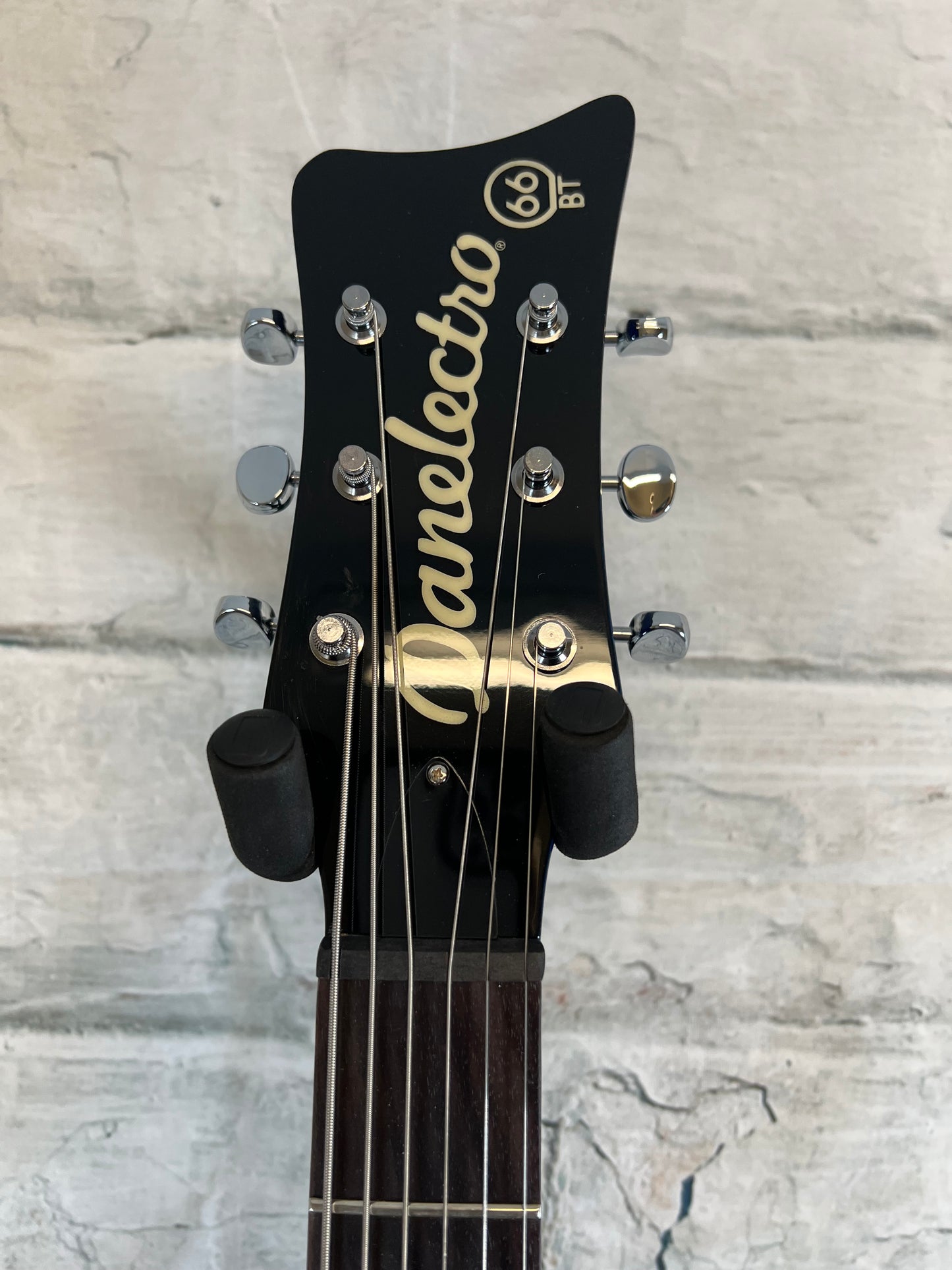 Used Danelectro 66BT-TRBLUE Semi-Hollow Double Cutaway