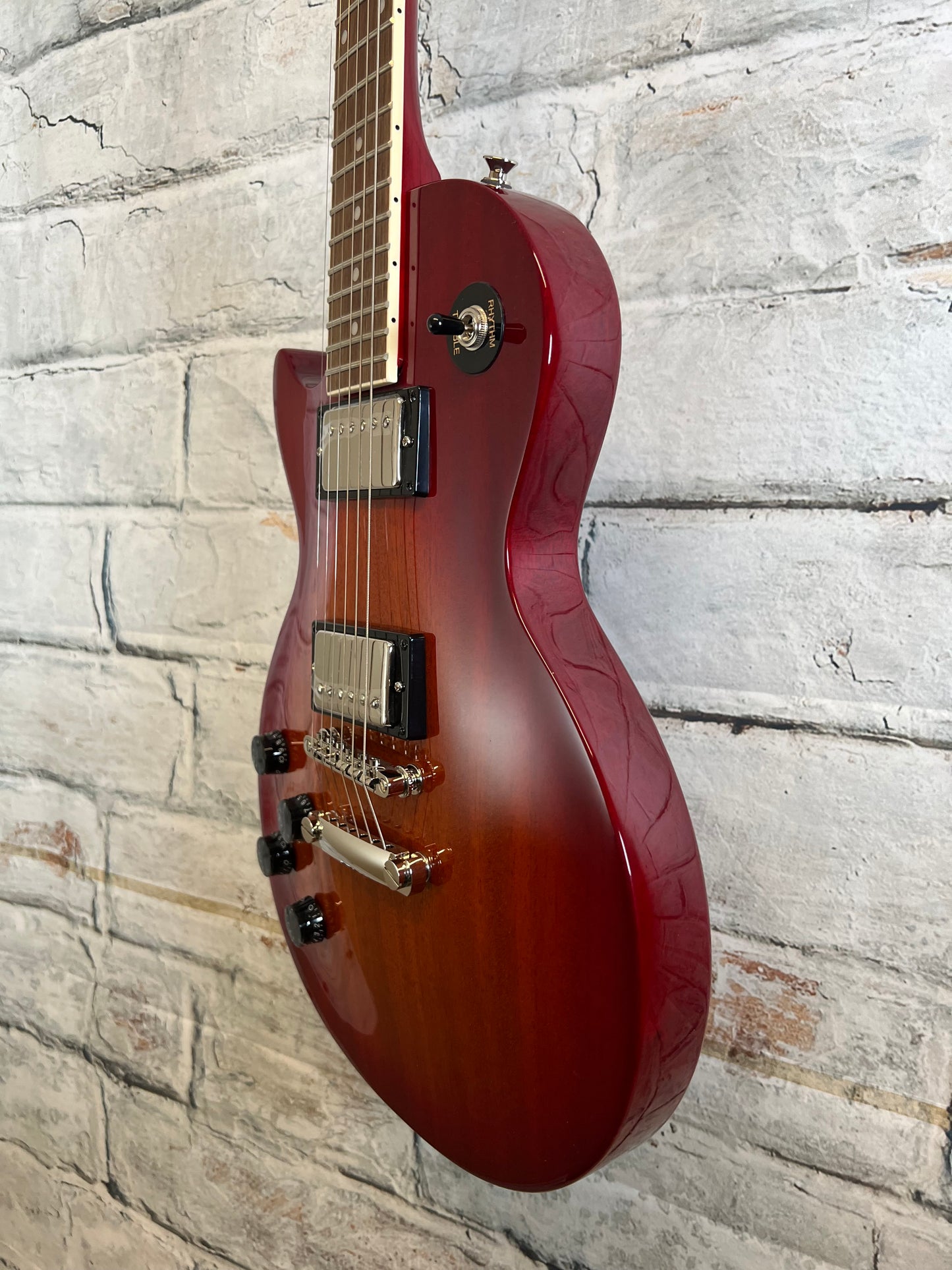 Epiphone Les Paul Tribute (Left-handed) Heritage Cherry Sunburst
