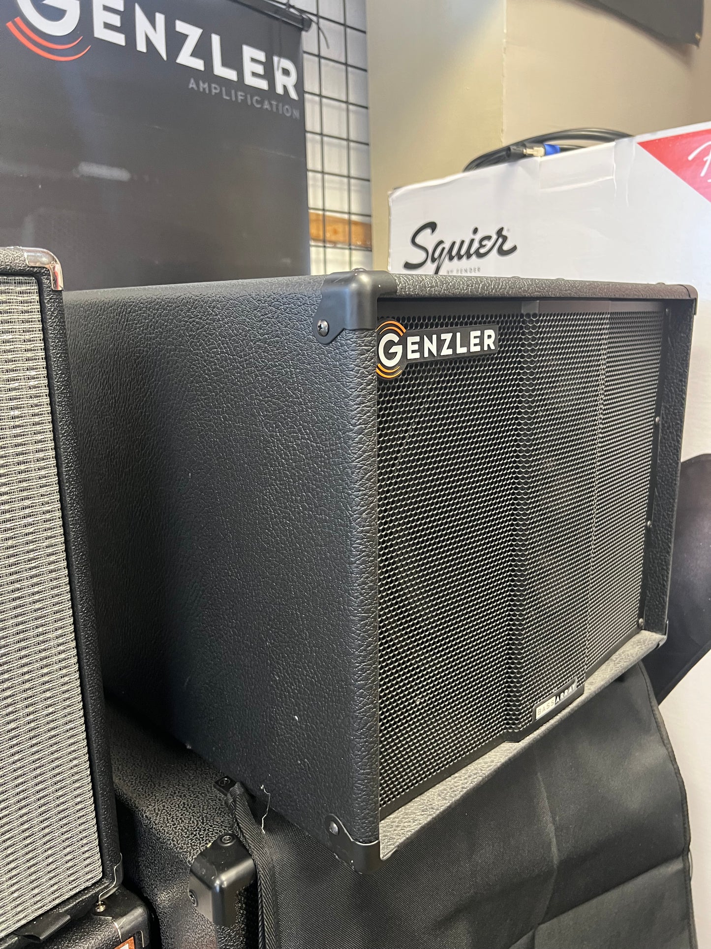 Genzler BA12-3 Bass Array Cabinet. 8 ohms 350 Watts
