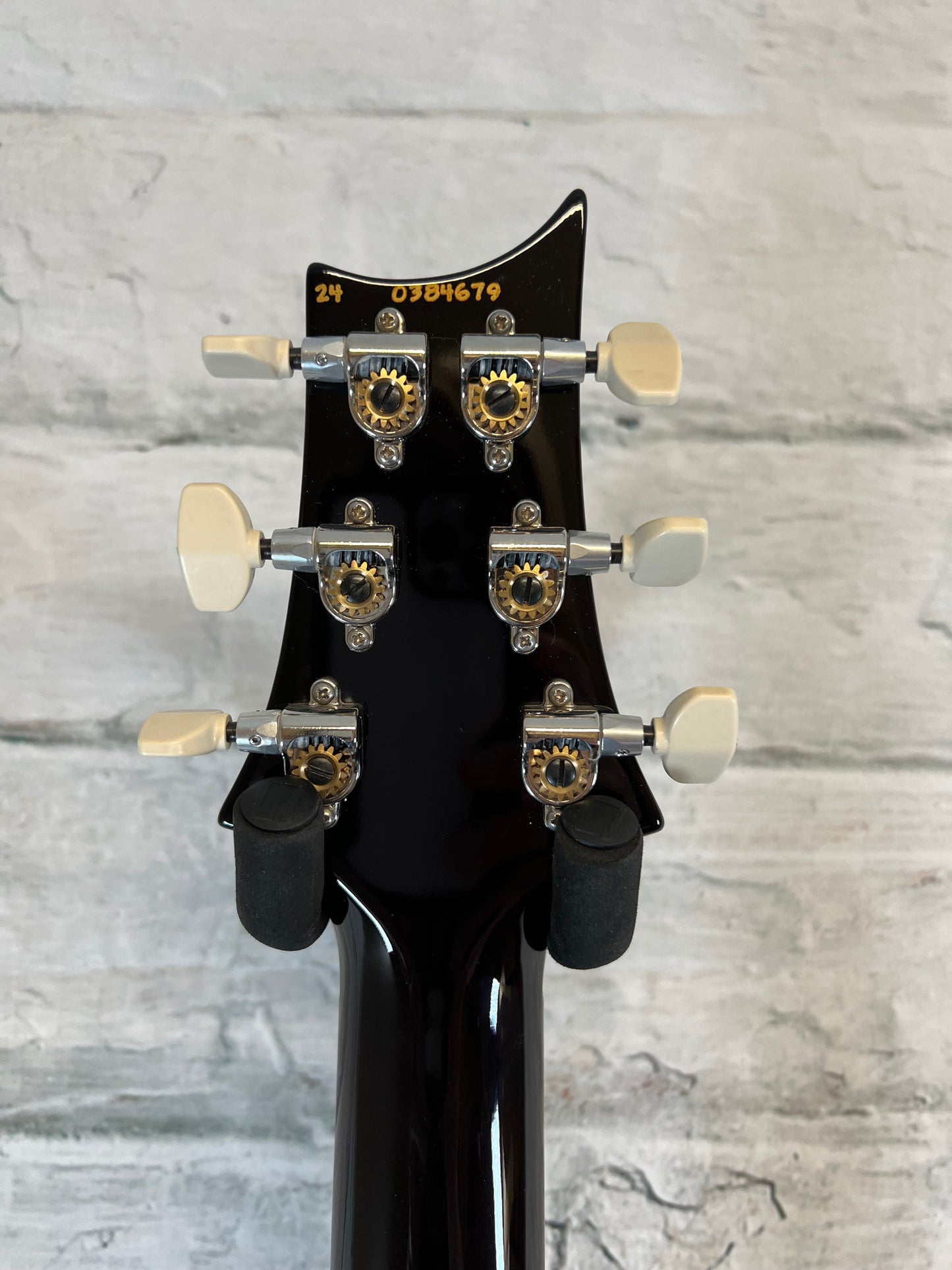 Paul Reed Smith PRS Custom 24 Piezo Black Gold Sunburst with Hardshell Case