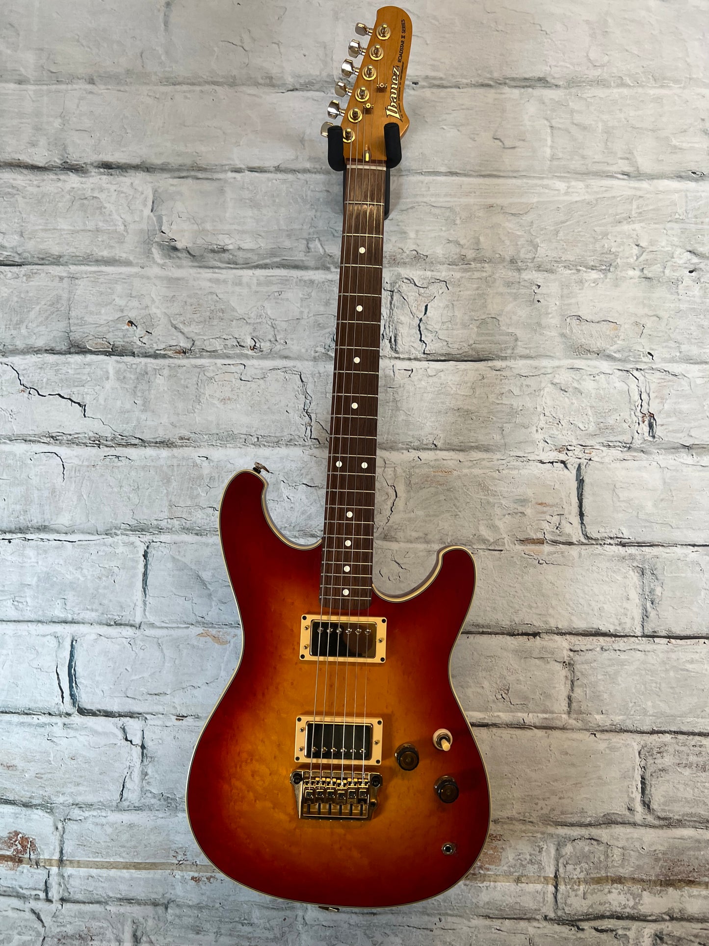 Used Ibanez Roadstar II RS1000 with Hardshell Case