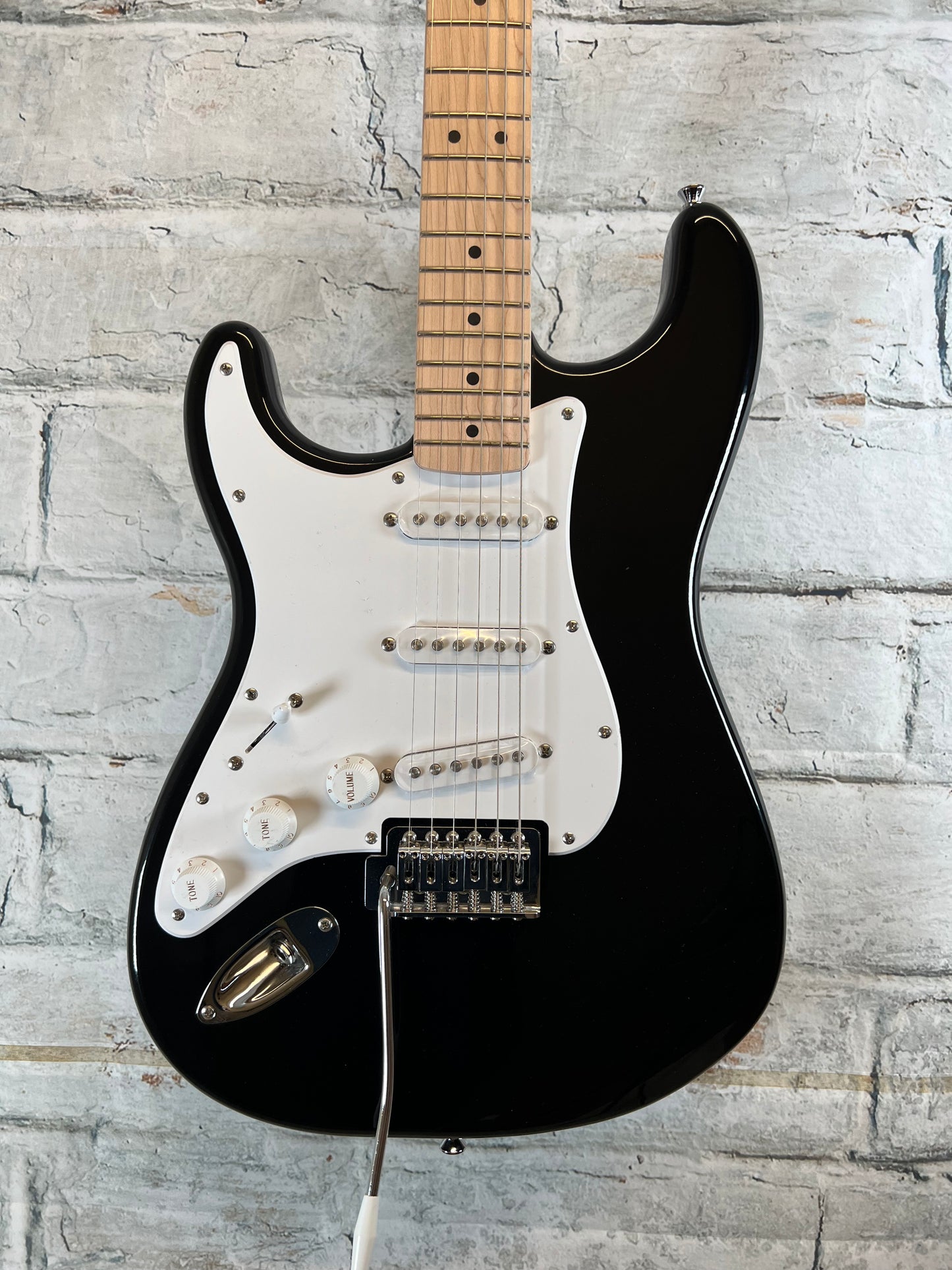 Squier Sonic Stratocaster LEFT-HANDED